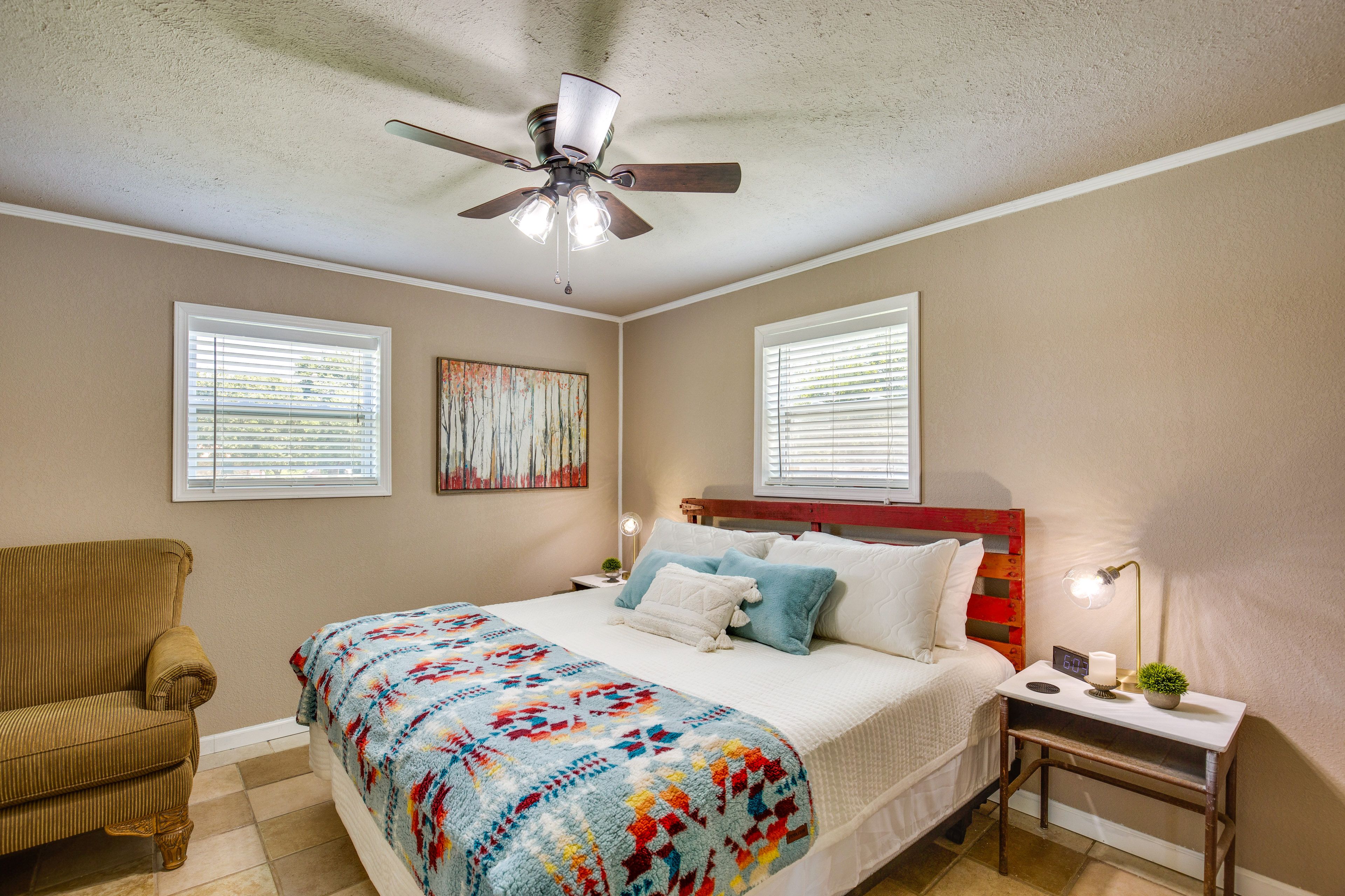 Bedroom 2 | King Bed | Smart TV