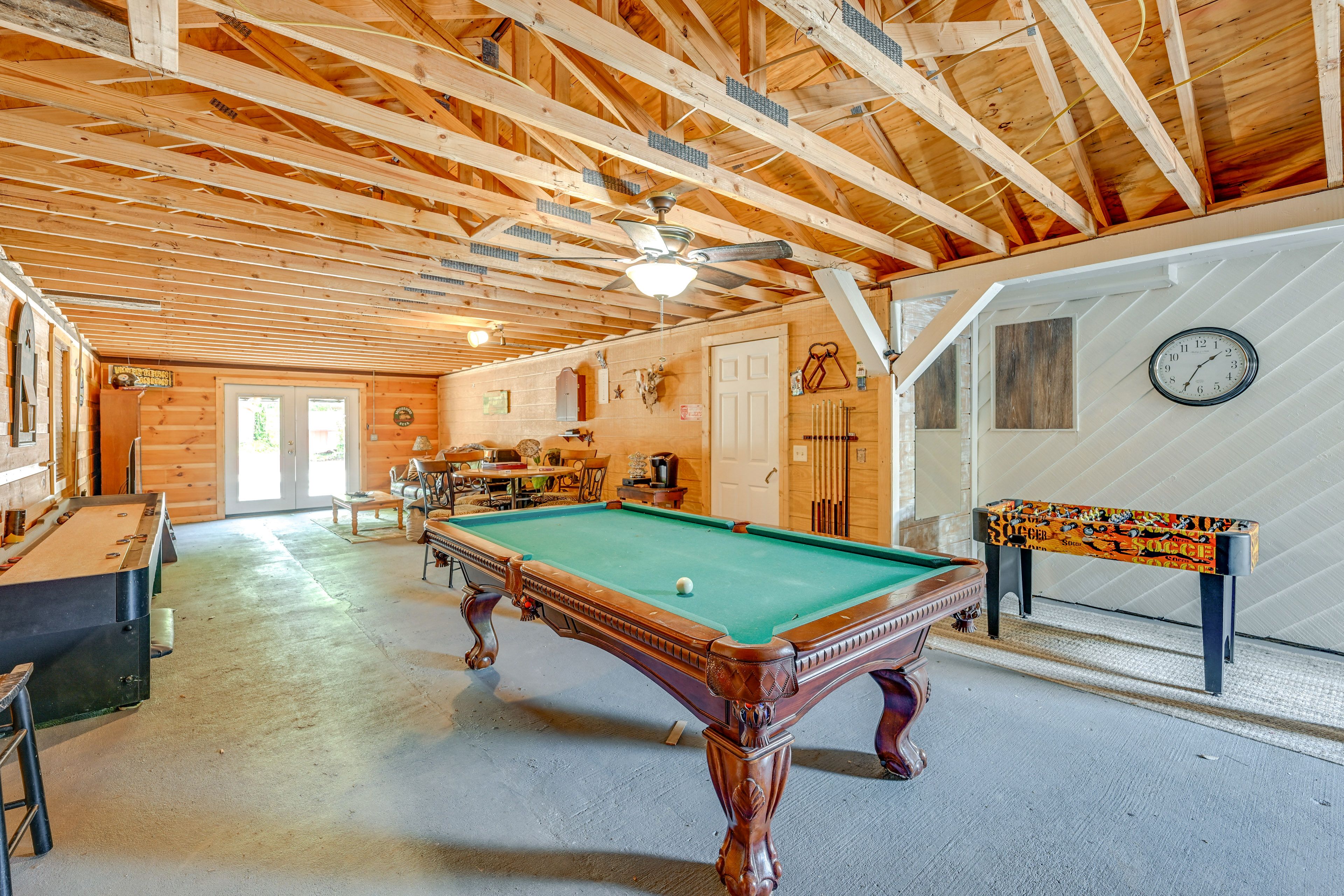 Game Room | Pool Table | Shuffleboard Table | Foosball Table | Dartboard
