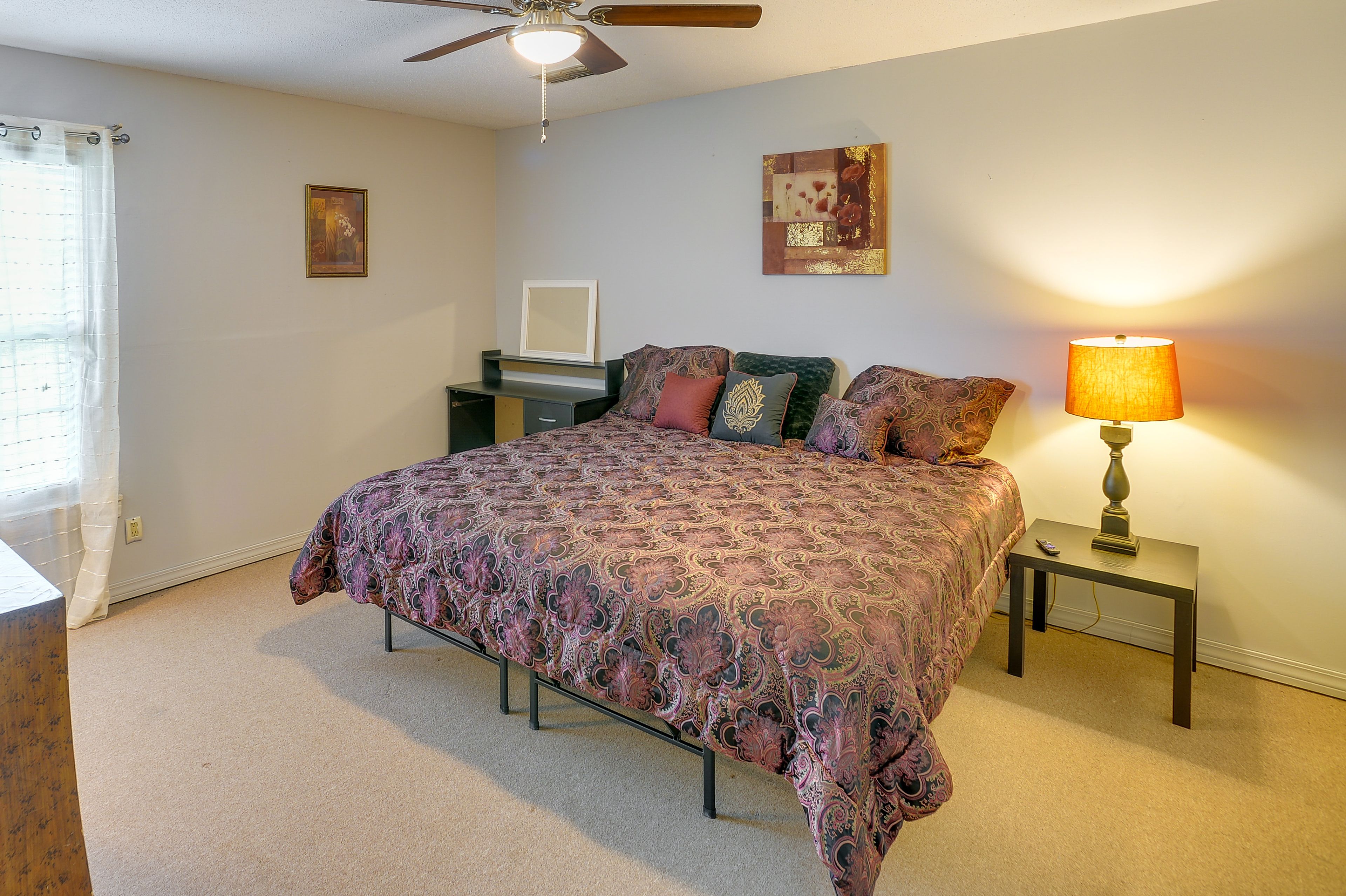 Bedroom 1 | King Bed | Linens/Towels Provided