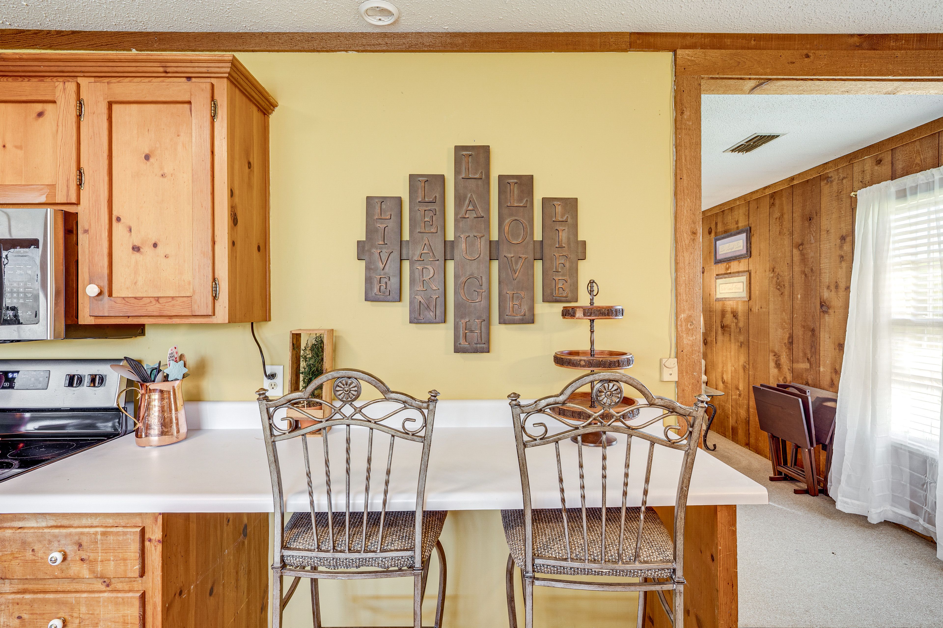 Breakfast Bar