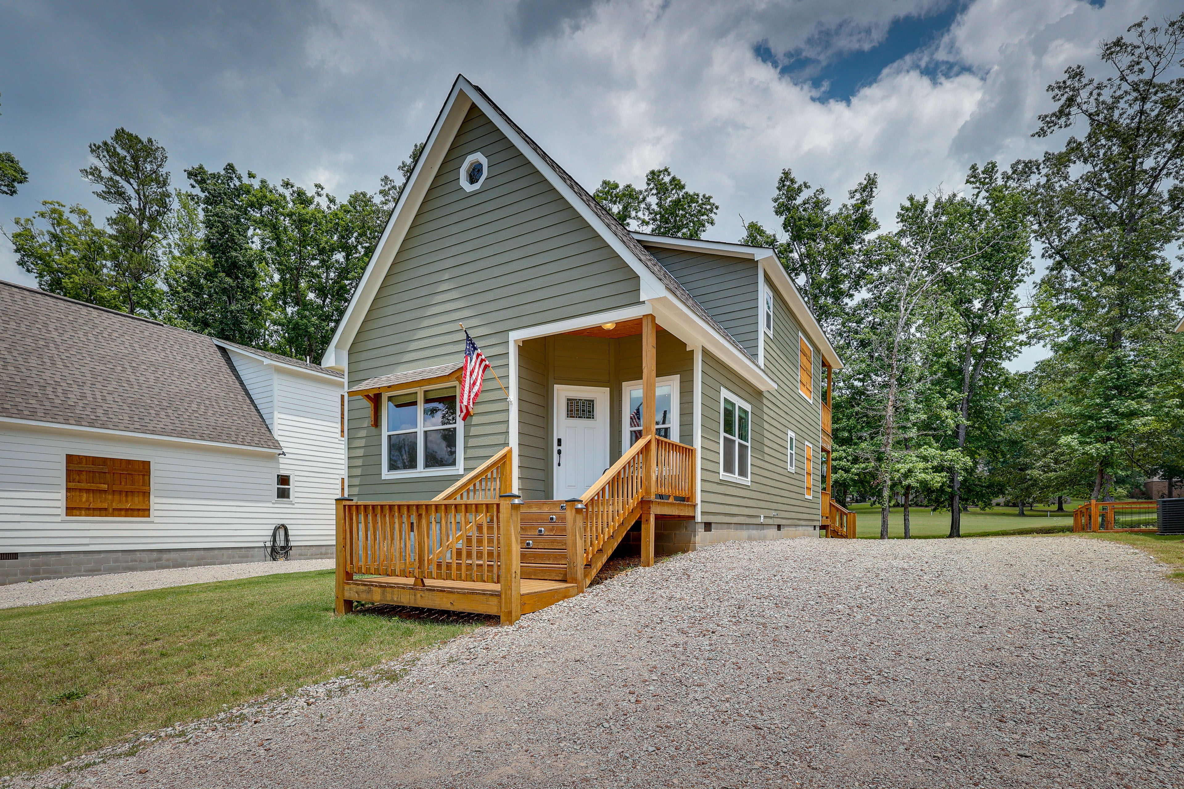 Home Exterior | Book Library | Near Golf & Hiking Trails