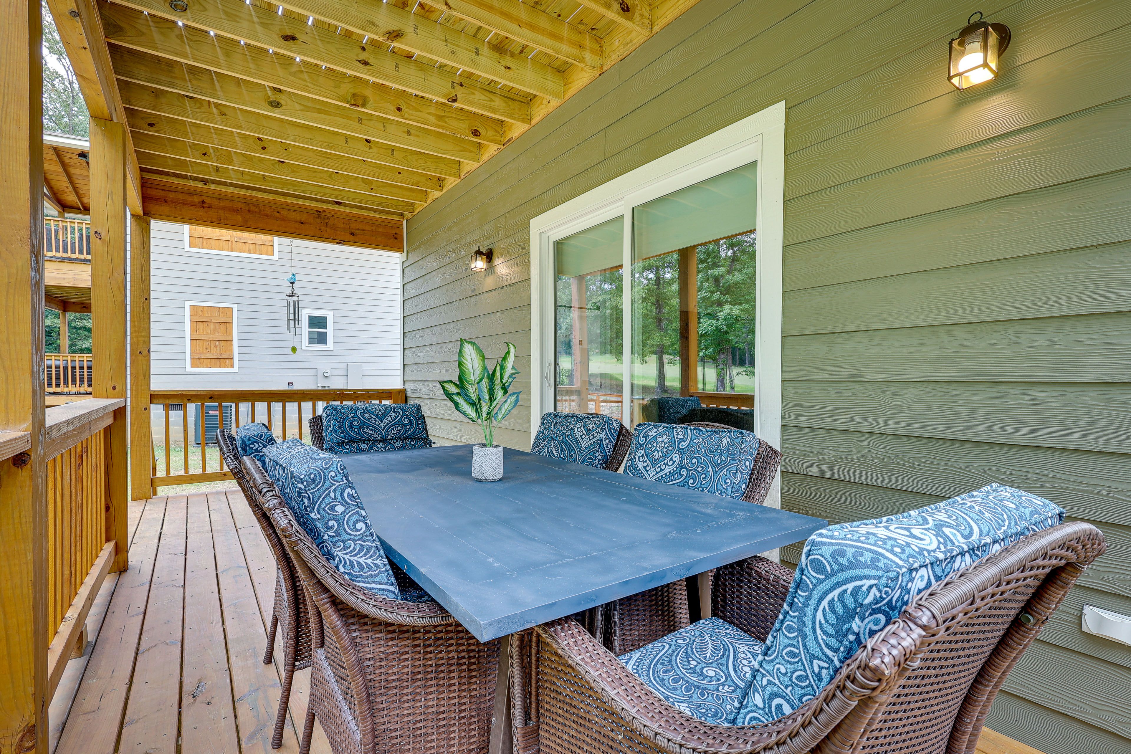 Lower Deck | 1st Floor | Access via Bedroom 1