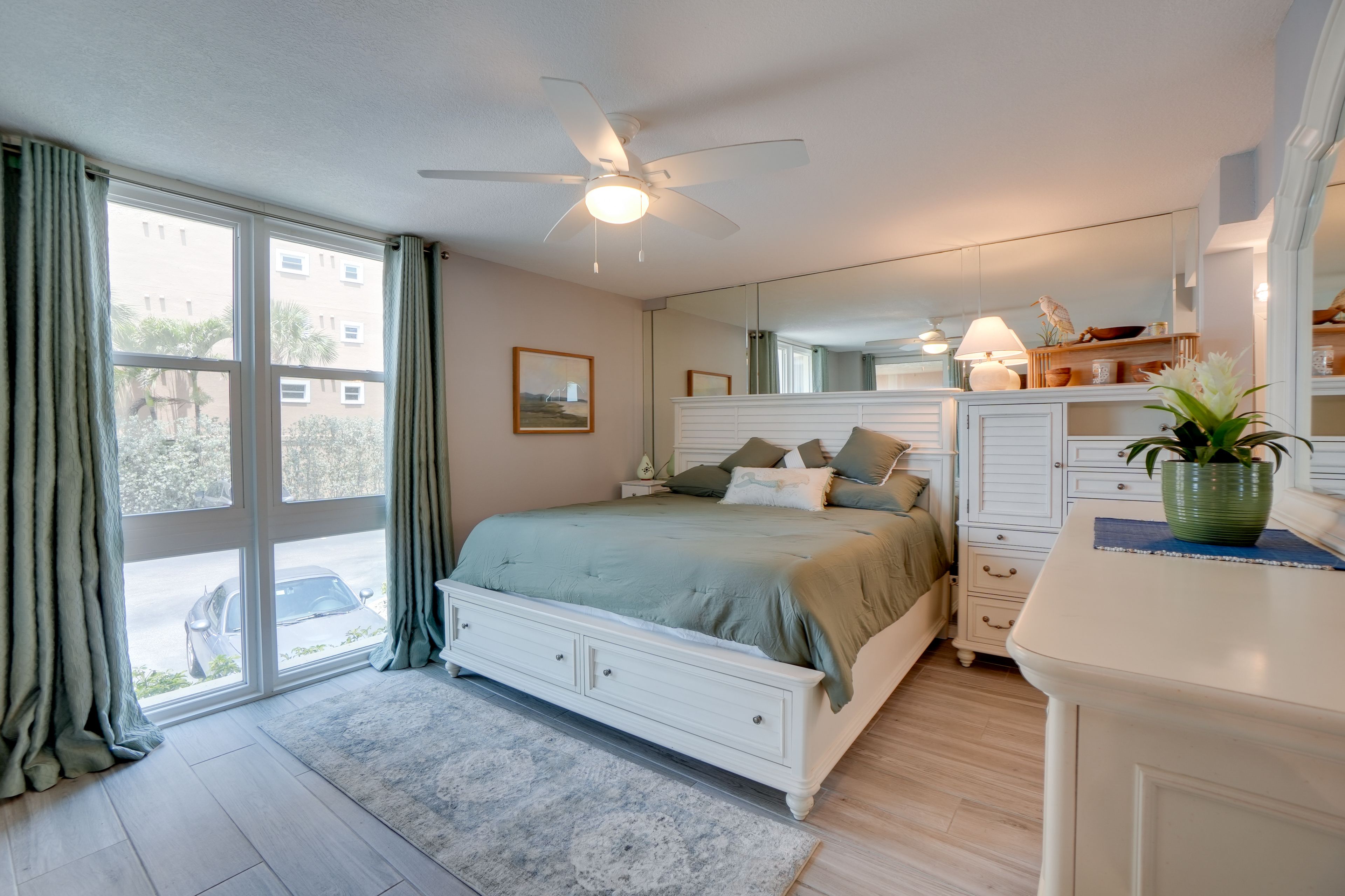 Bedroom Suite | King Bed | Access to Balcony | Smart TV