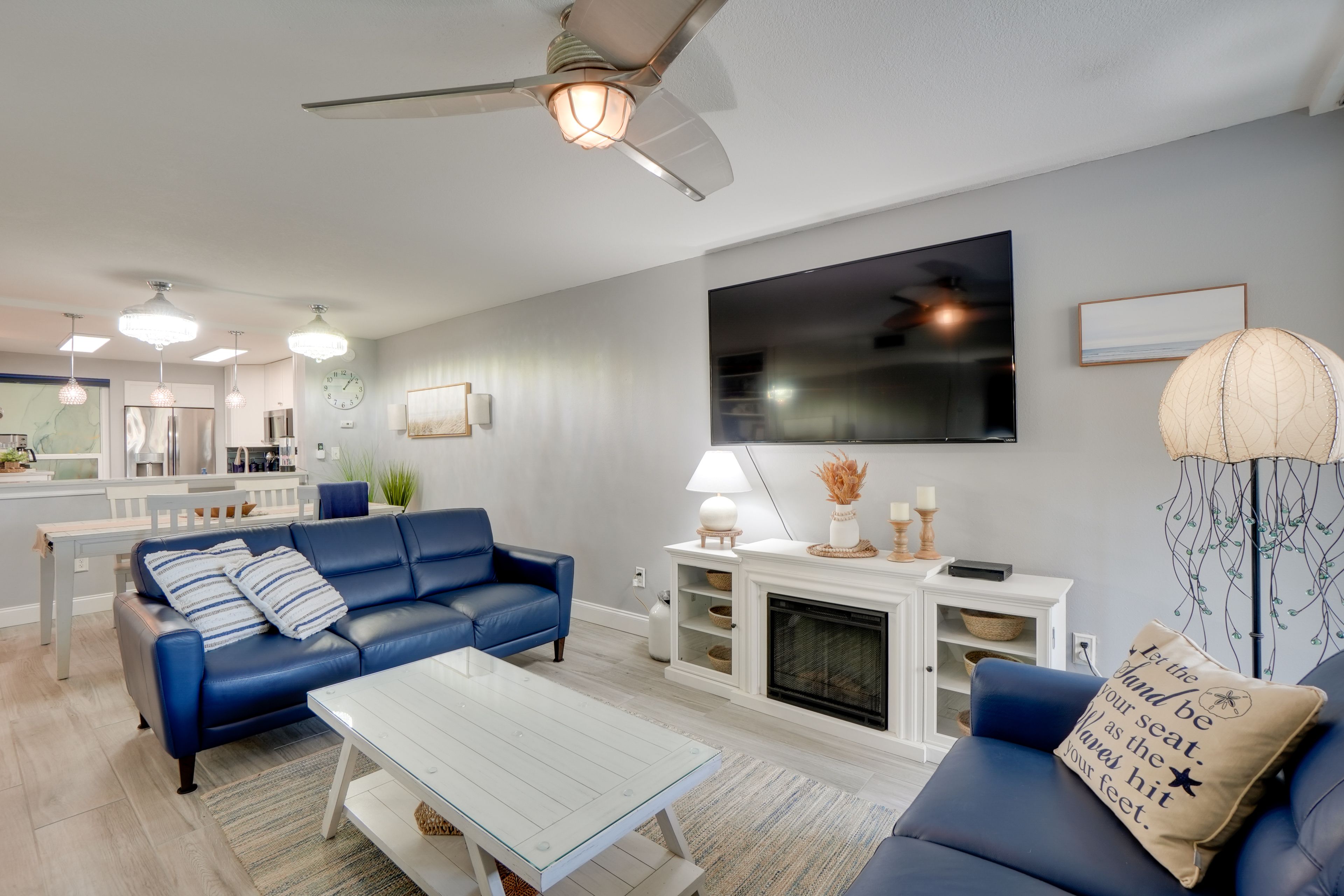 Living Room | Full Sleeper Sofa | Fireplace | Smart TV