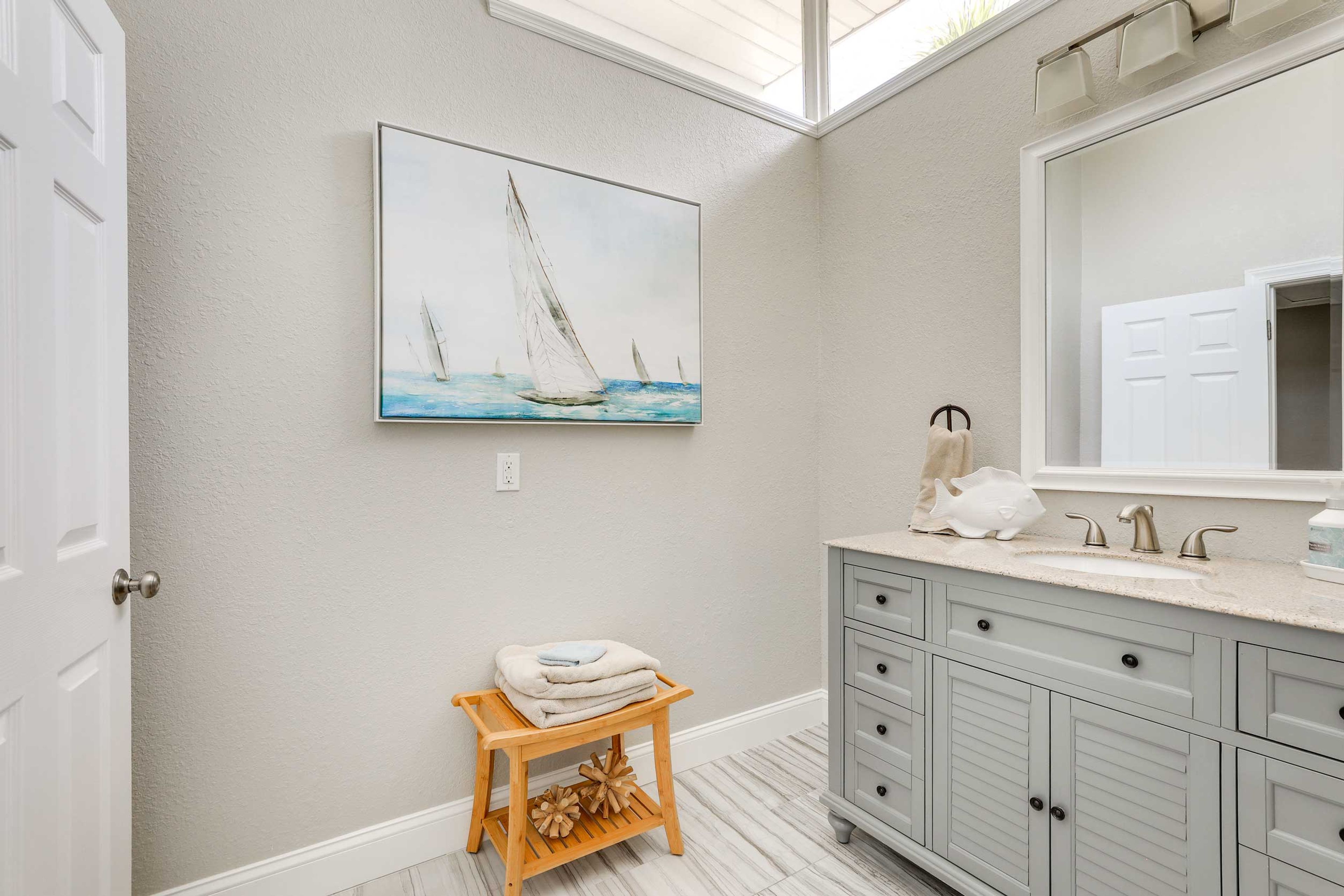 Full Bathroom