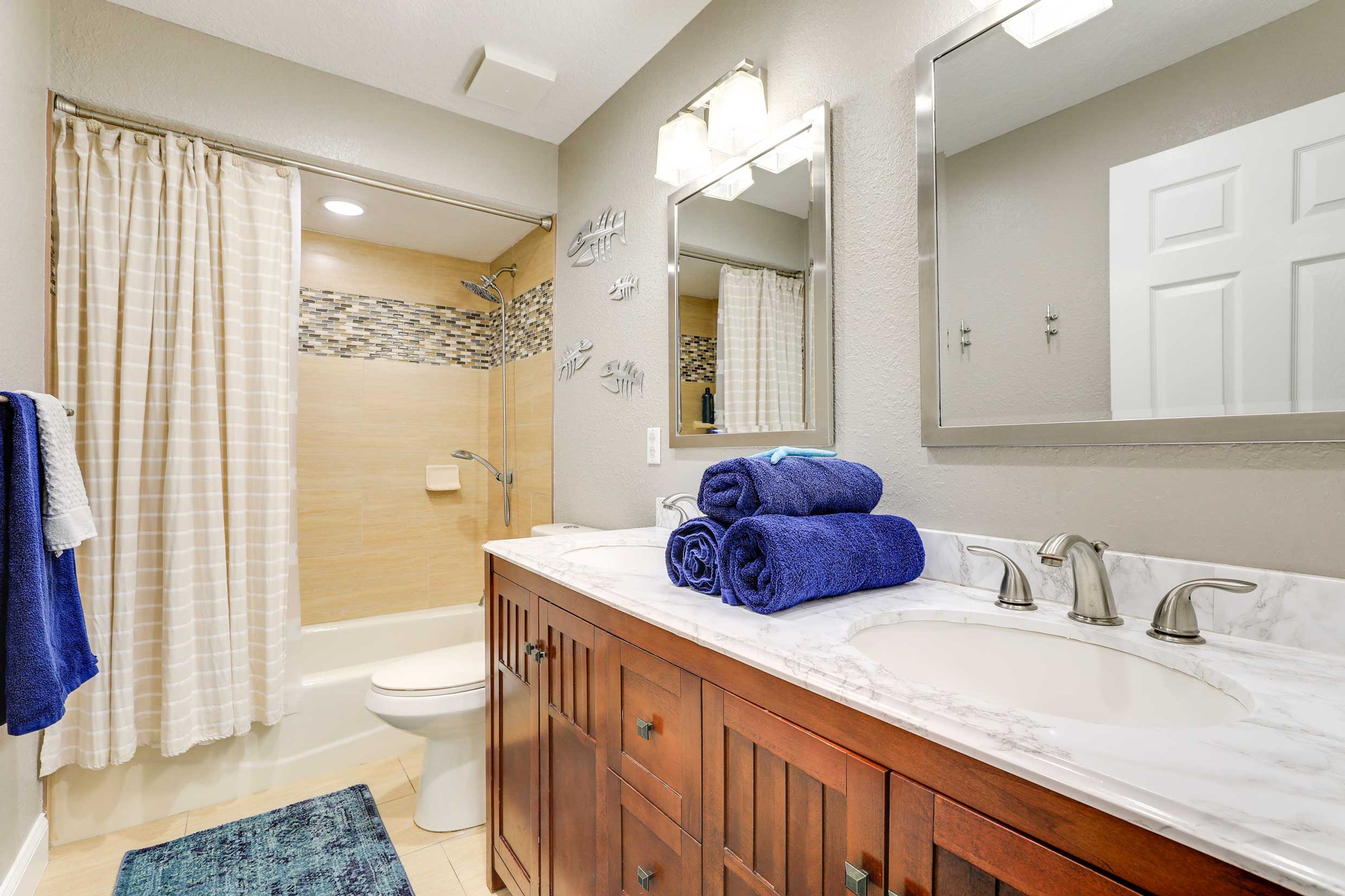 Full Bathroom