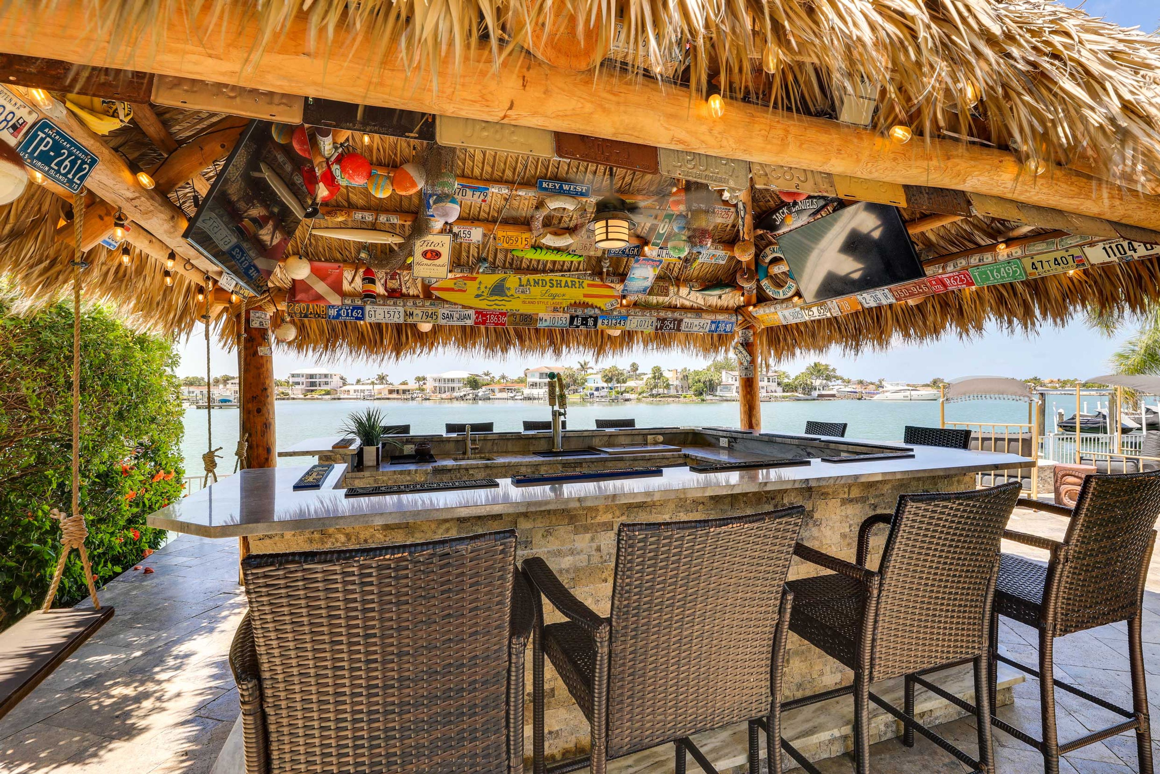 Private Bar