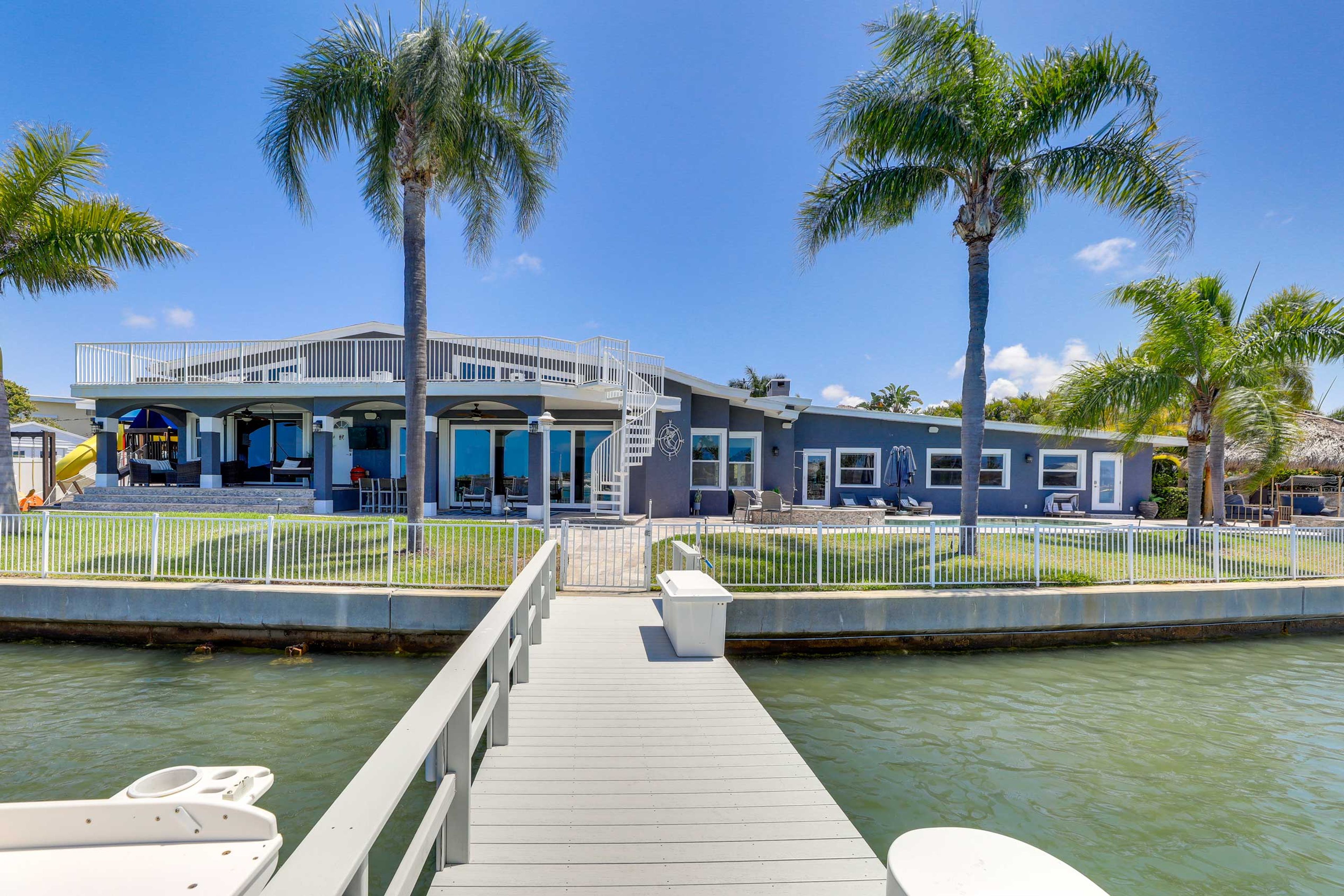 1-Story House | In-Ground Pool & Spa | Private Bar | On-Site Dock