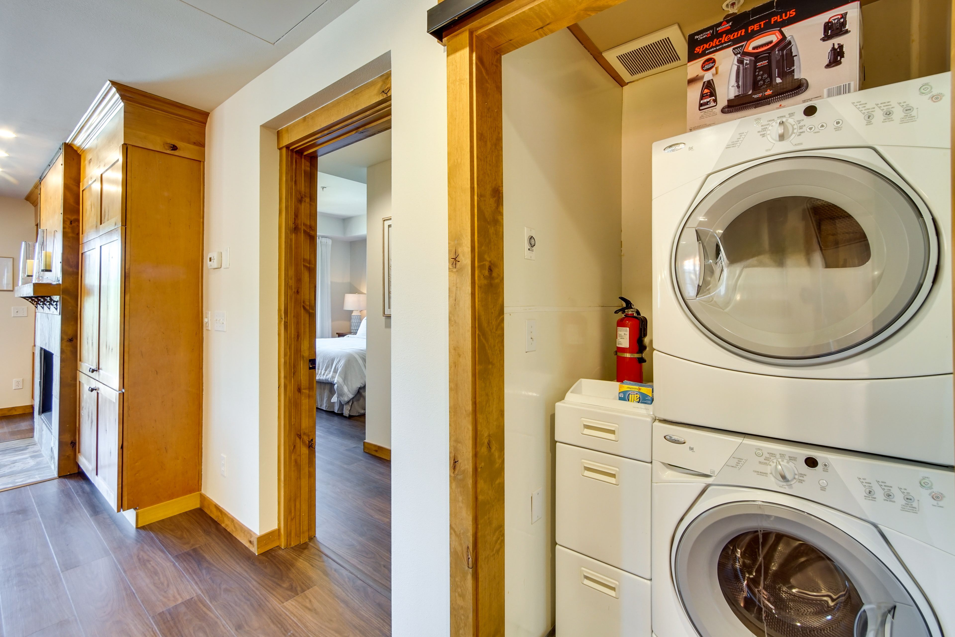 Laundry Area | Washer/Dryer | Hangers | Iron/Board | Trash Bags/Paper Towels