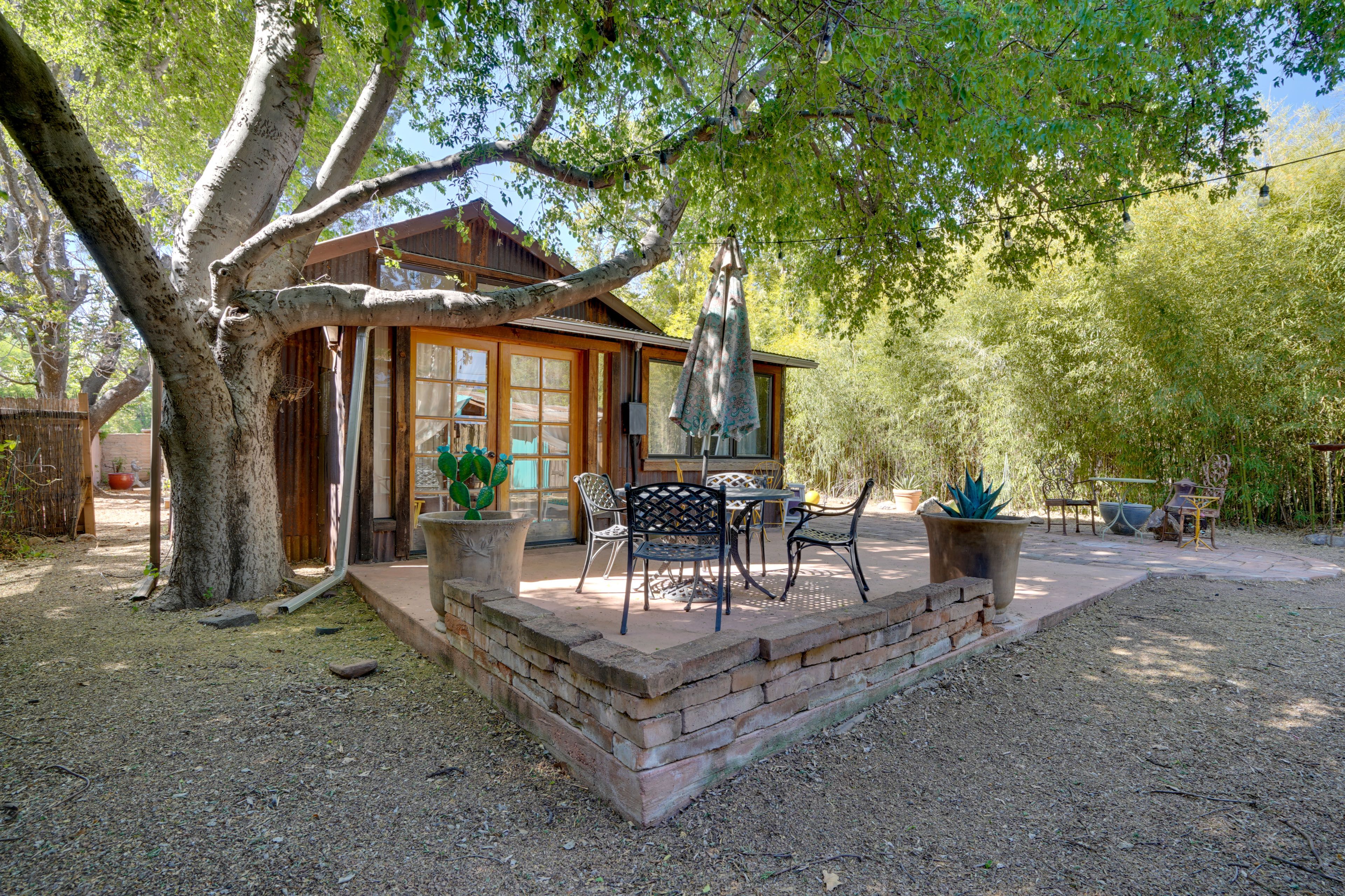 Exterior | Private Patio | Outdoor Dining