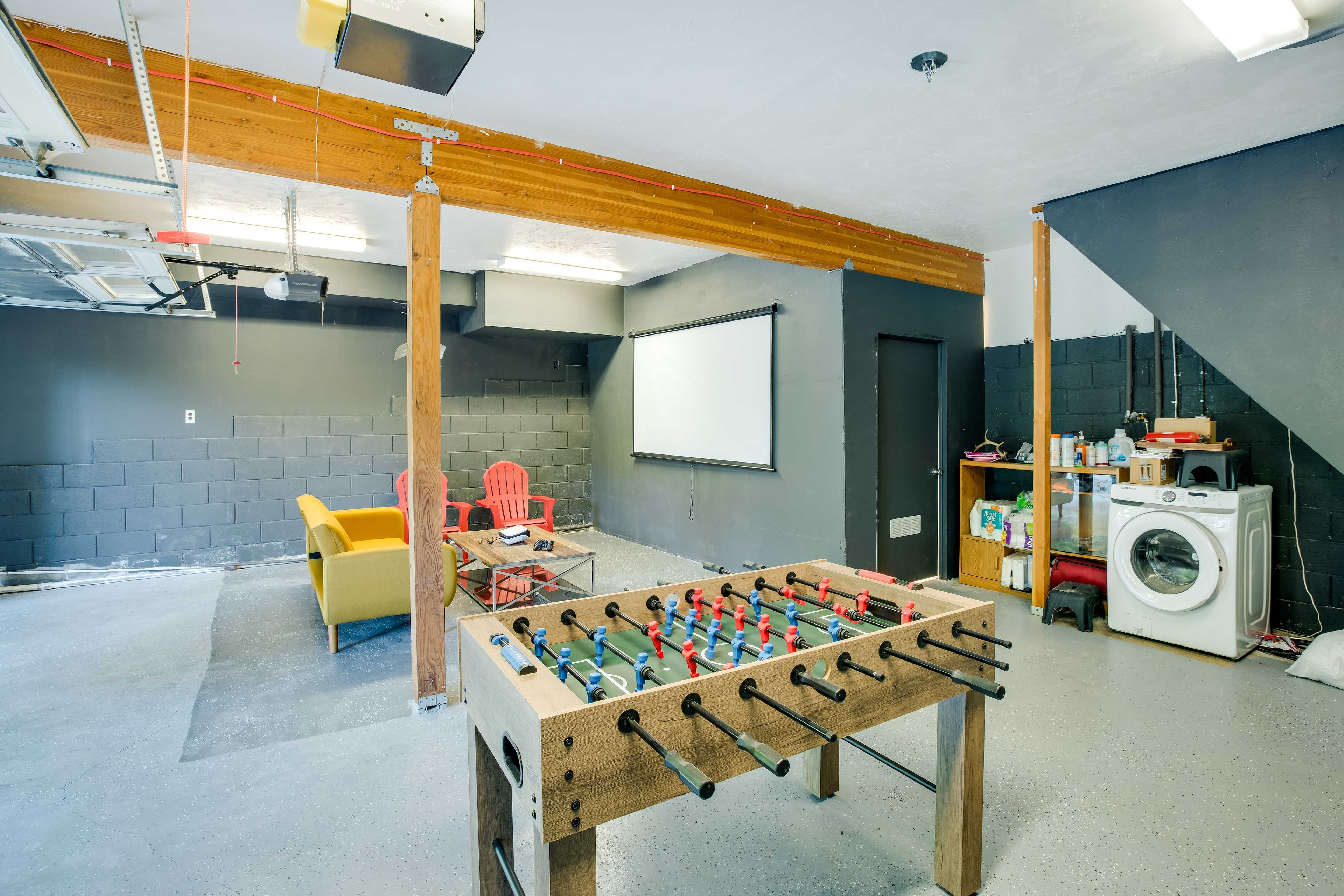 Garage | Game Room & Movie Room | Projector | Foosball