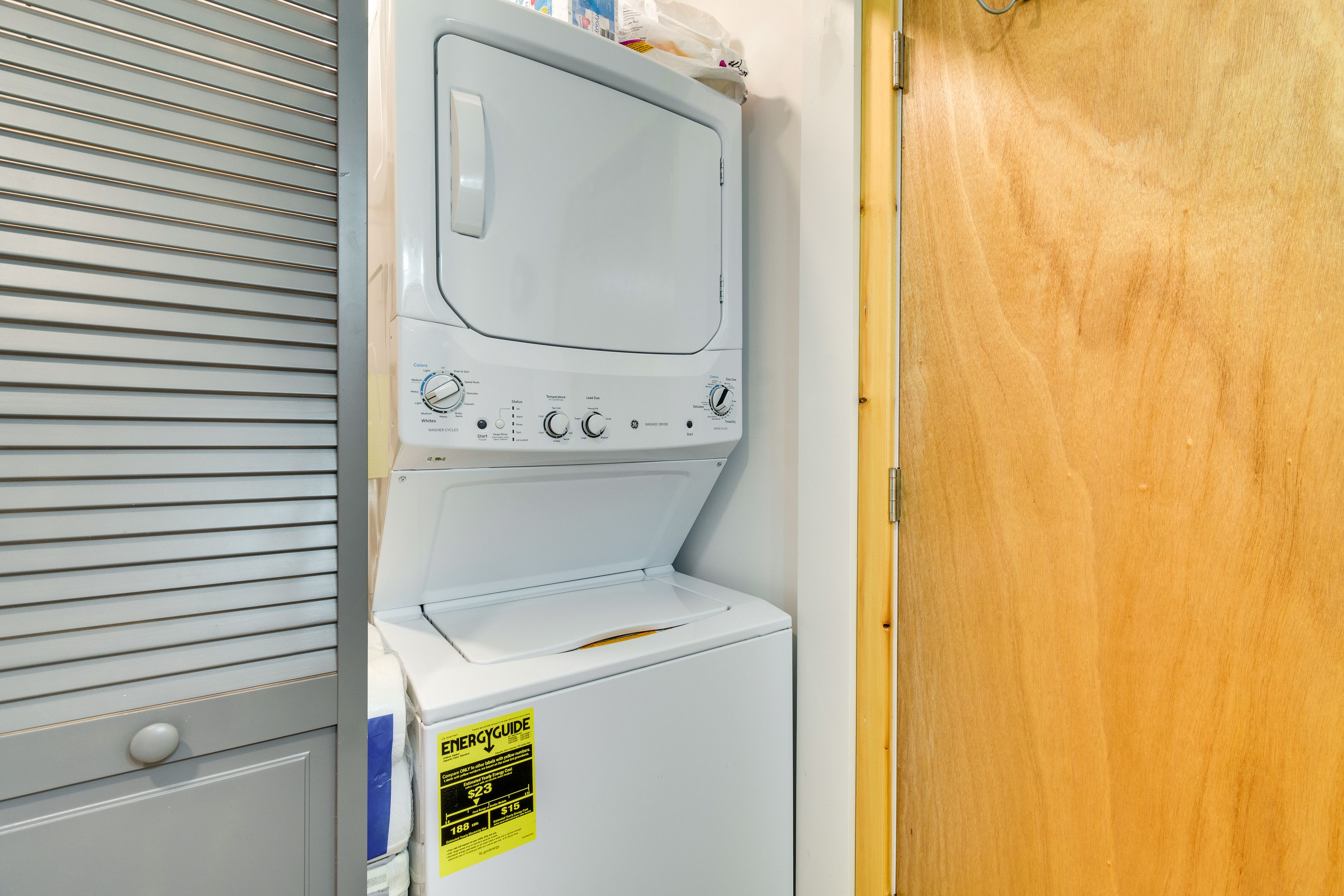 Laundry Area | Washer/Dryer | Hangers | Trash Bags/Paper Towels
