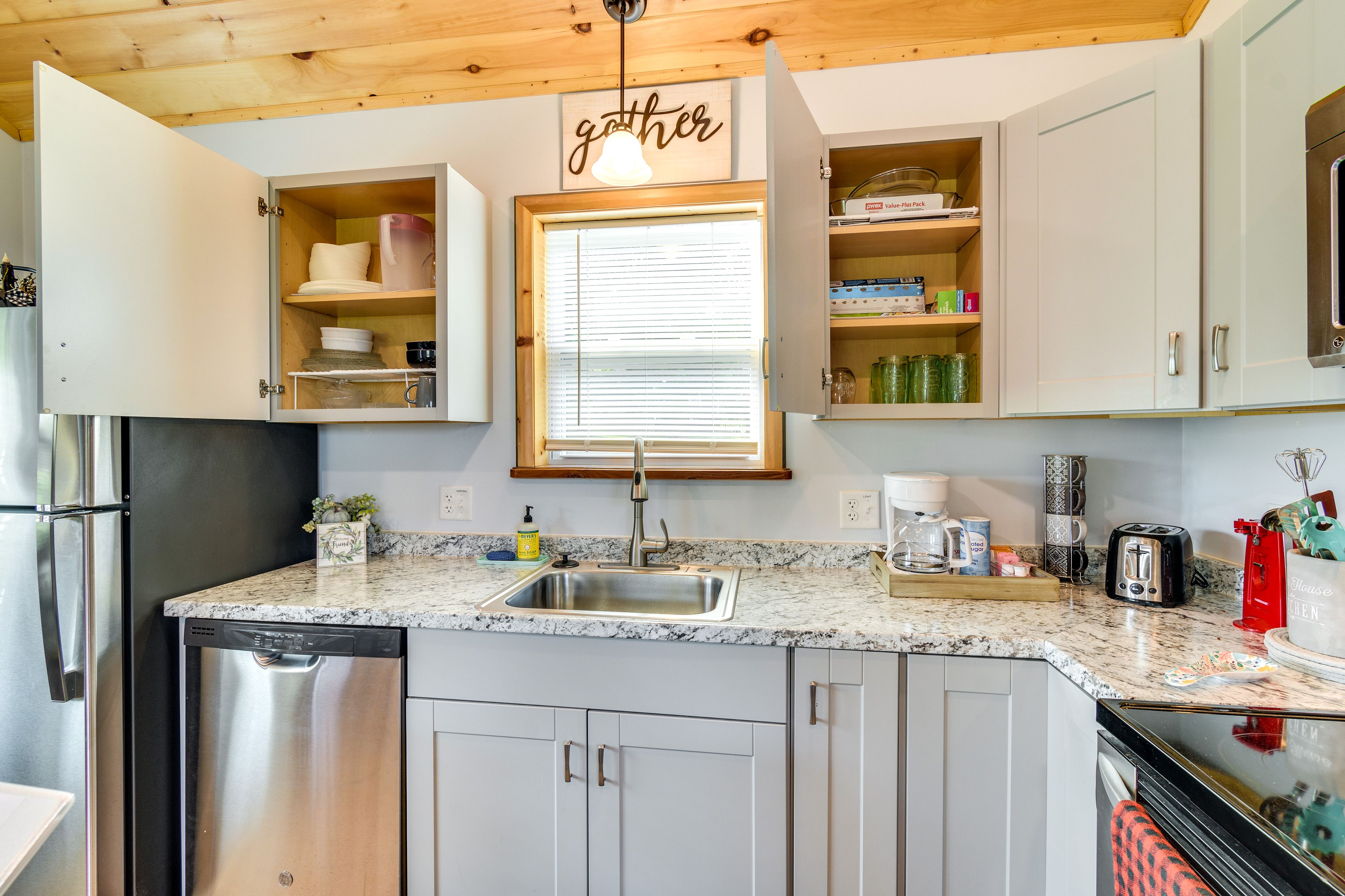 Kitchen | Cooking Basics | Coffee Maker | Microwave | Toaster | Water Filter