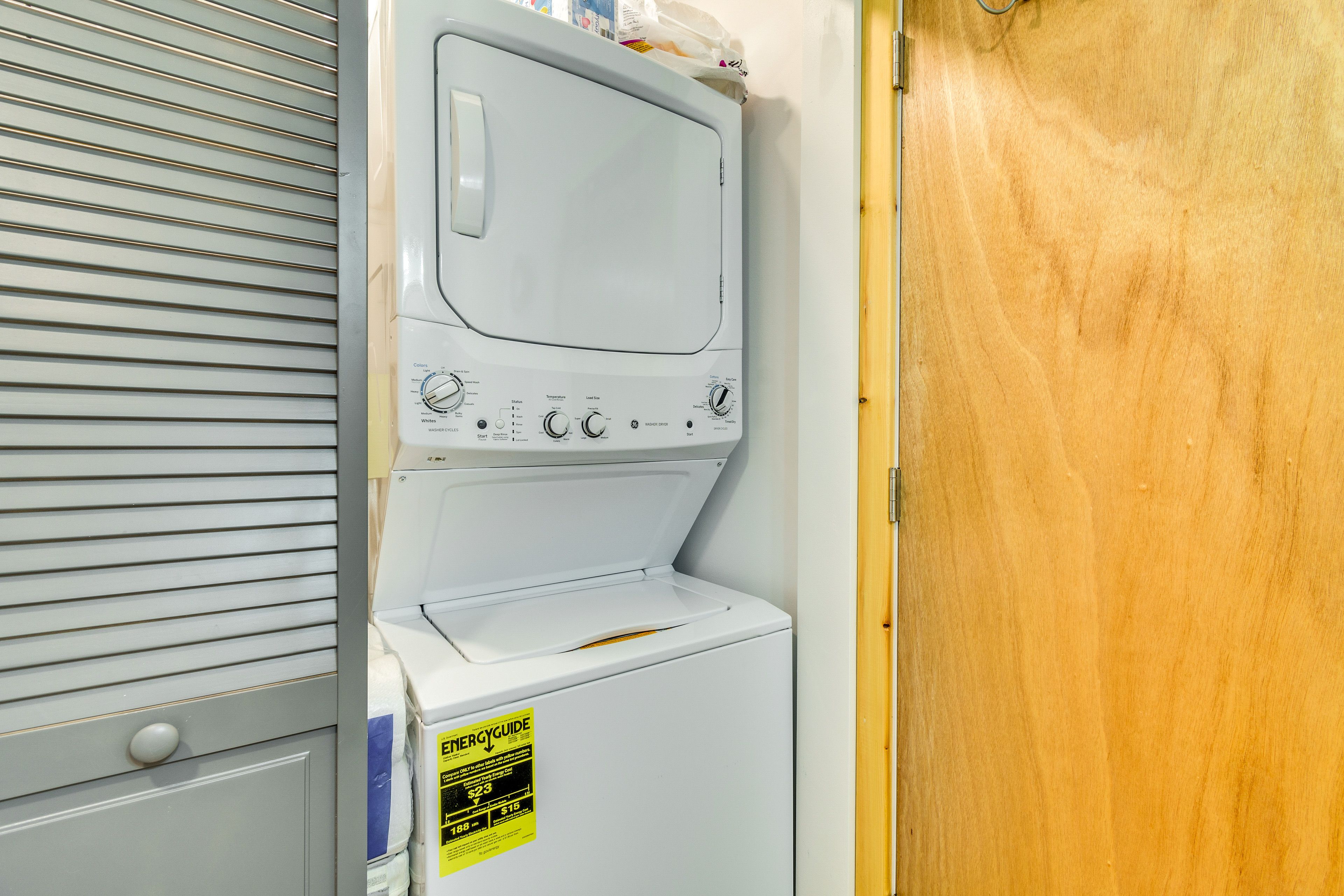 Laundry Area | Washer/Dryer | Hangers | Trash Bags/Paper Towels