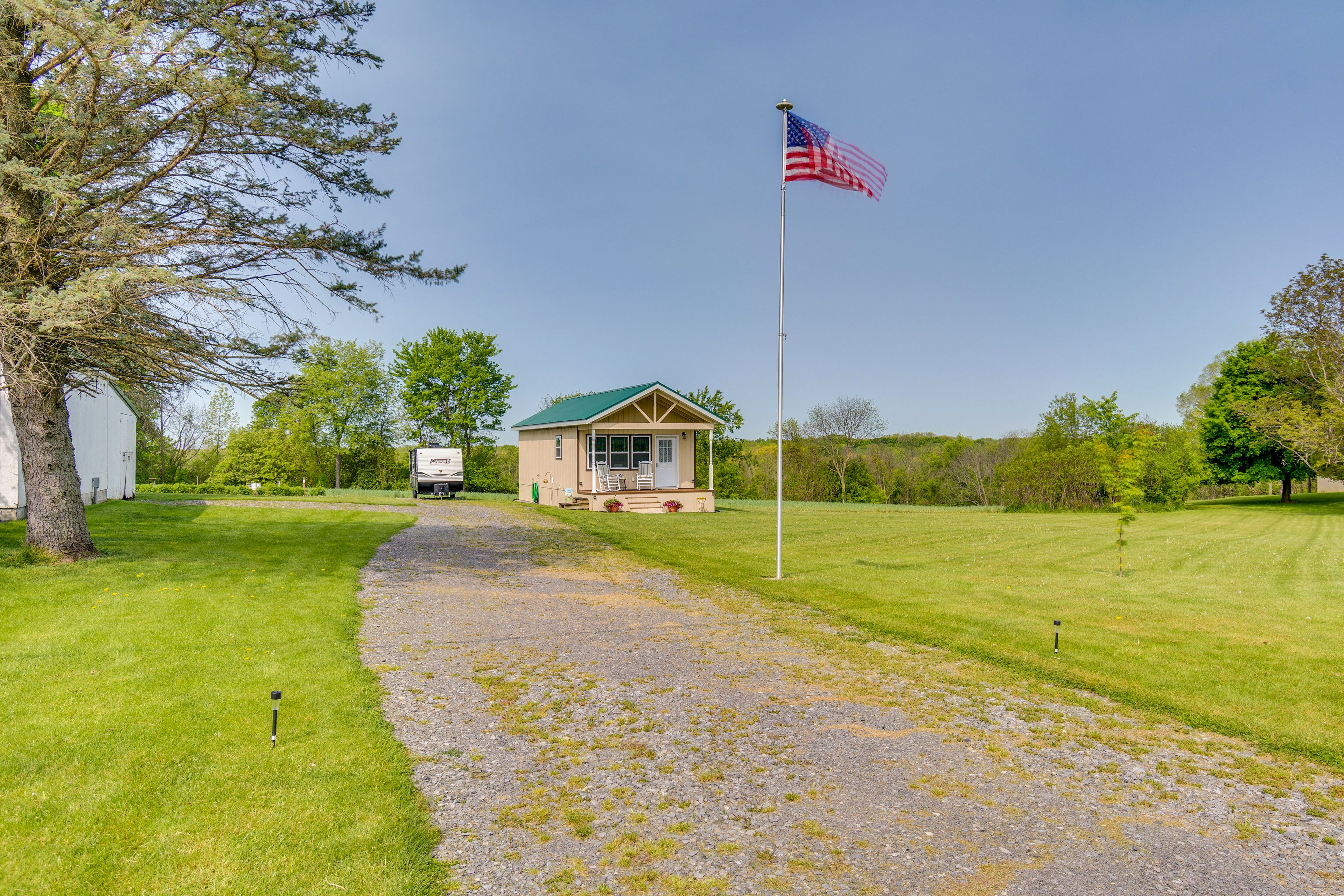 Parking | Driveway (2 Vehicles)