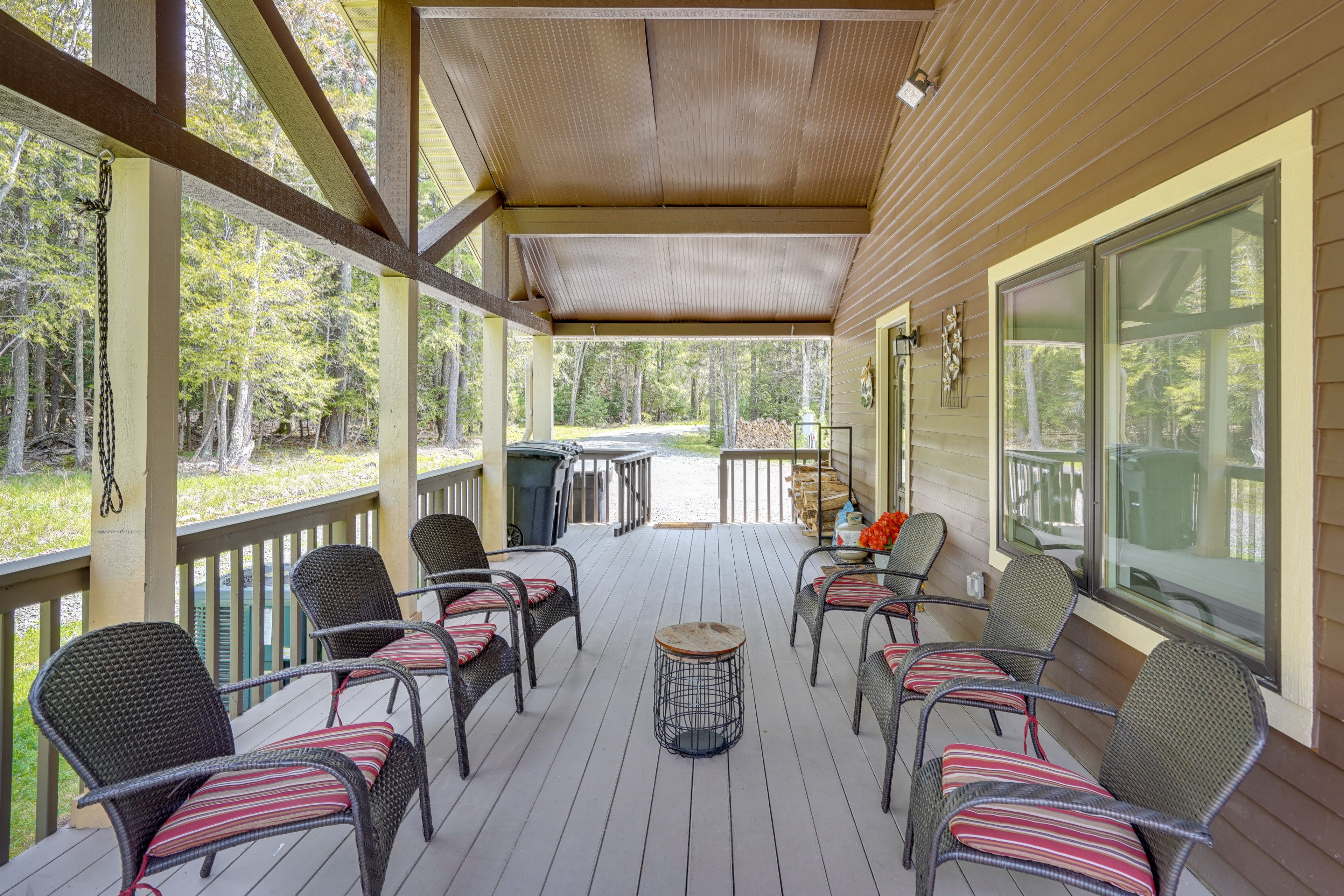 Furnished Deck