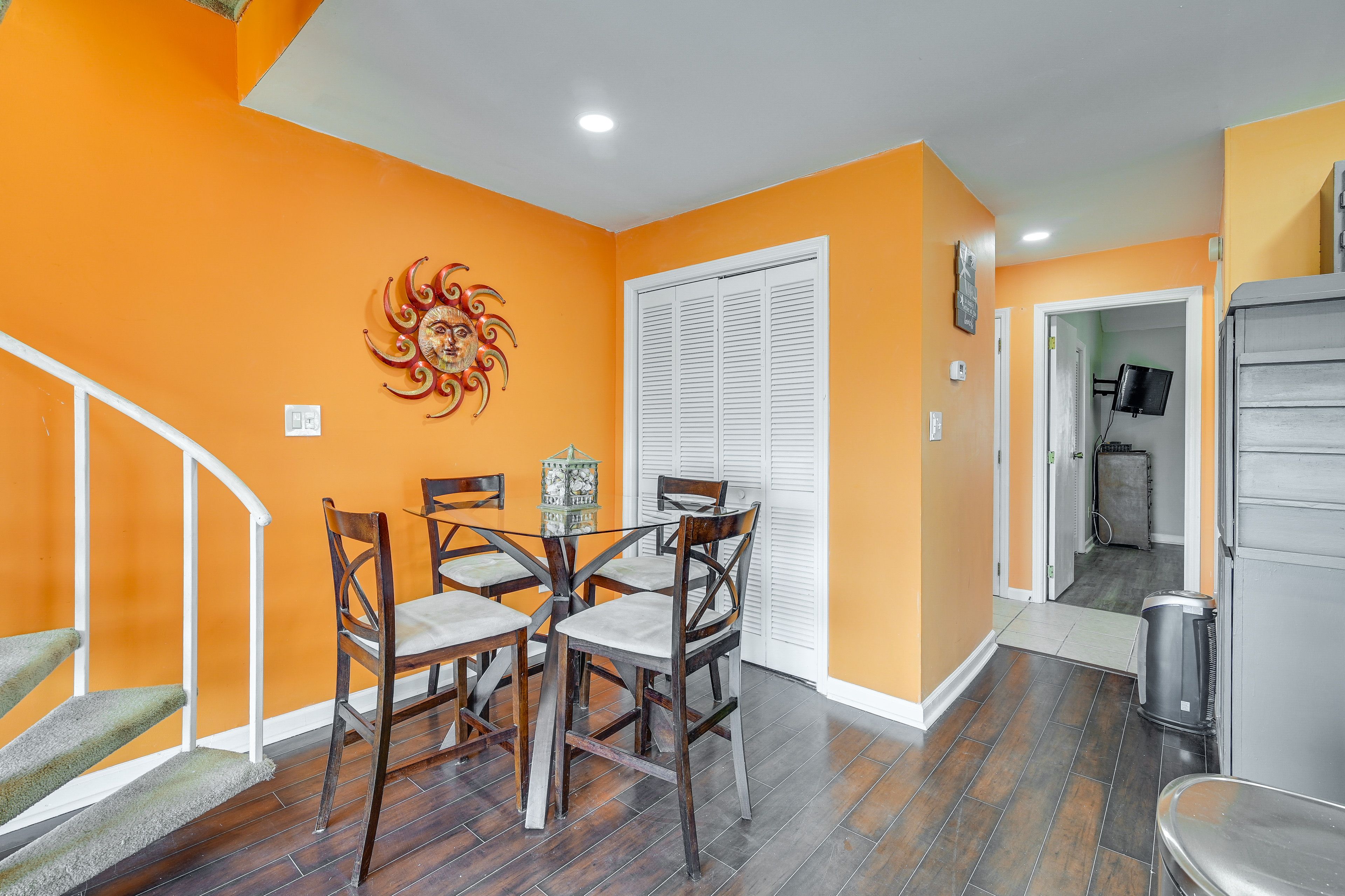 Dining Area | 1st Floor