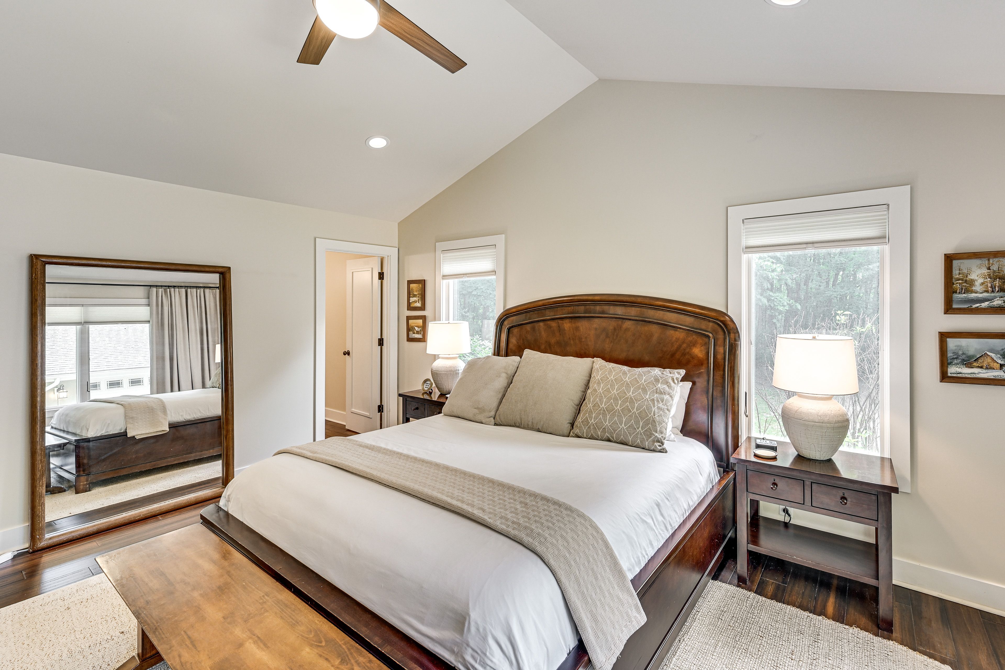Bedroom 1 | King Bed | Office | En-Suite Bathroom