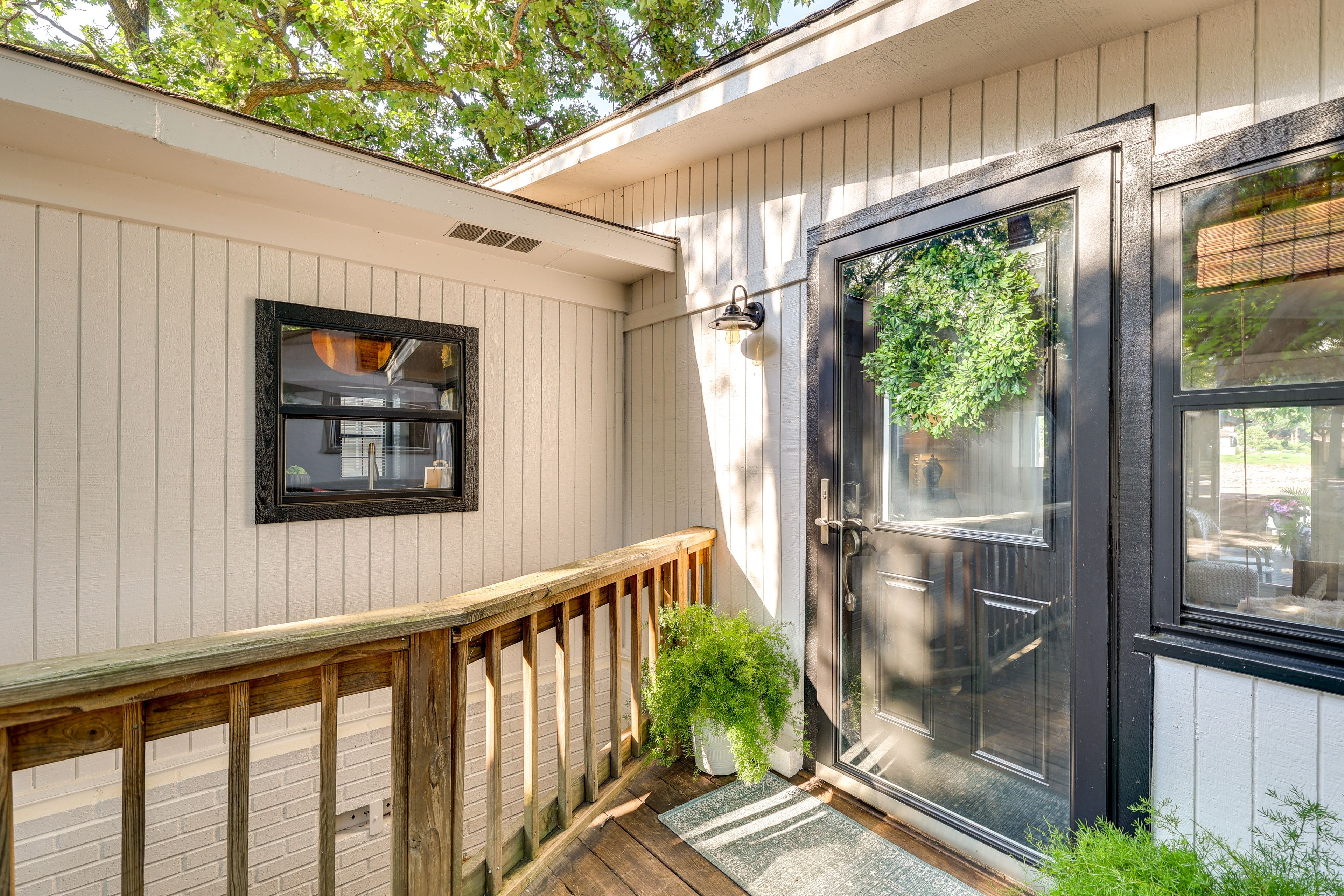 House Exterior | Keyless Entry