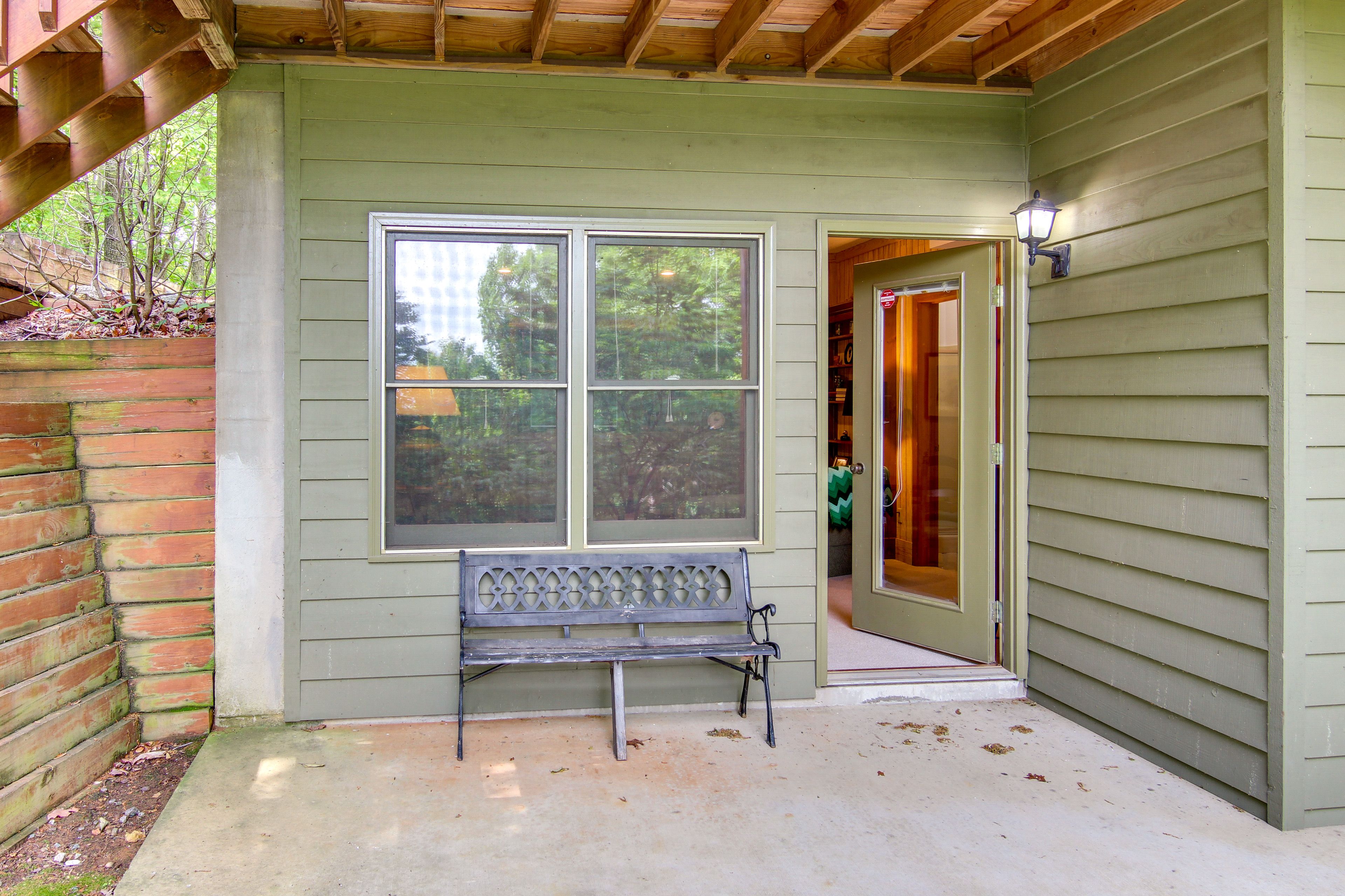 Lower-Level Patio