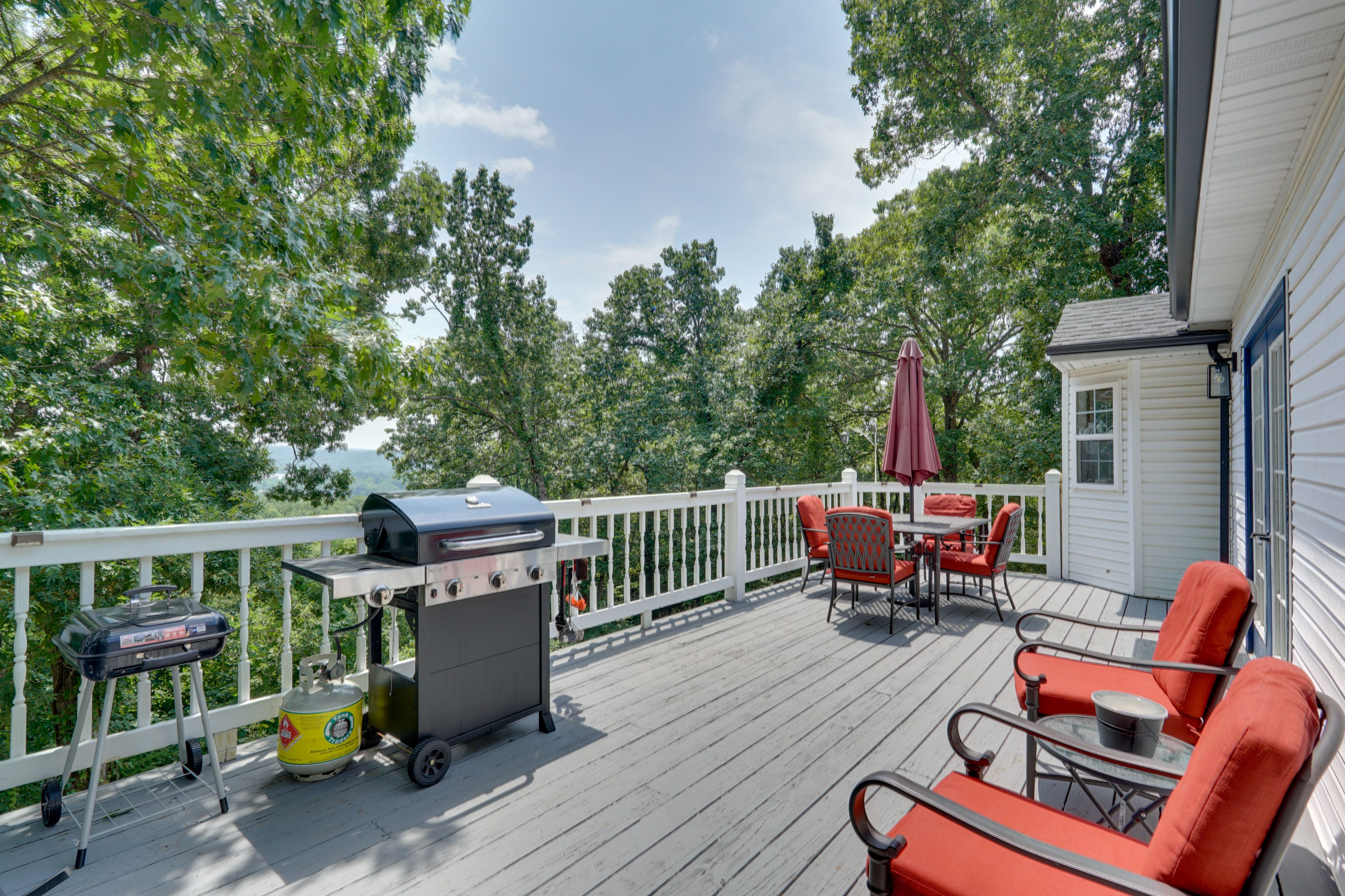 Camdenton Vacation Rental | 5BR | 2 Full BA | 2 Half BA | 4,000 Sq Ft