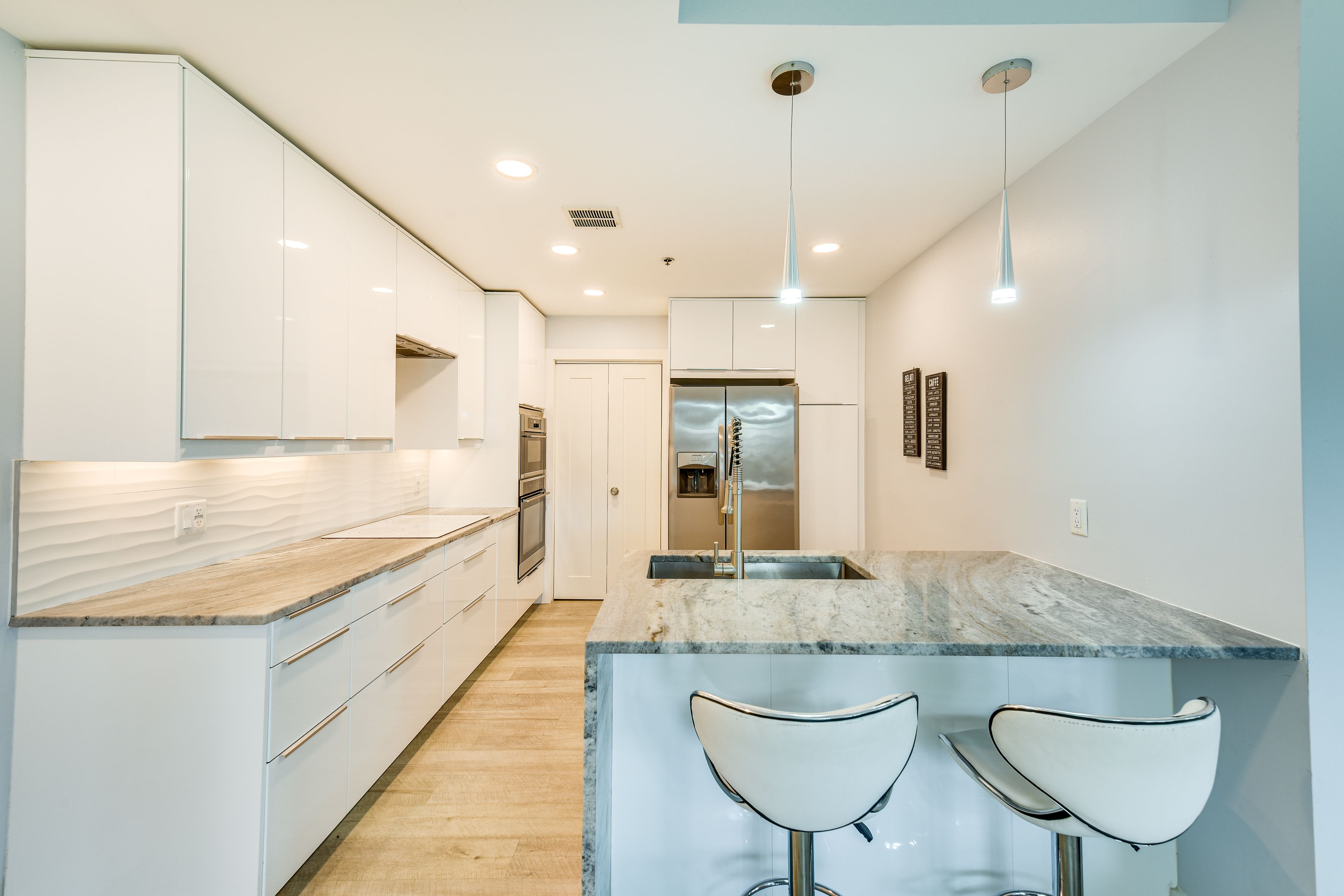 Kitchen | Crockpot | Coffee Maker | Blender