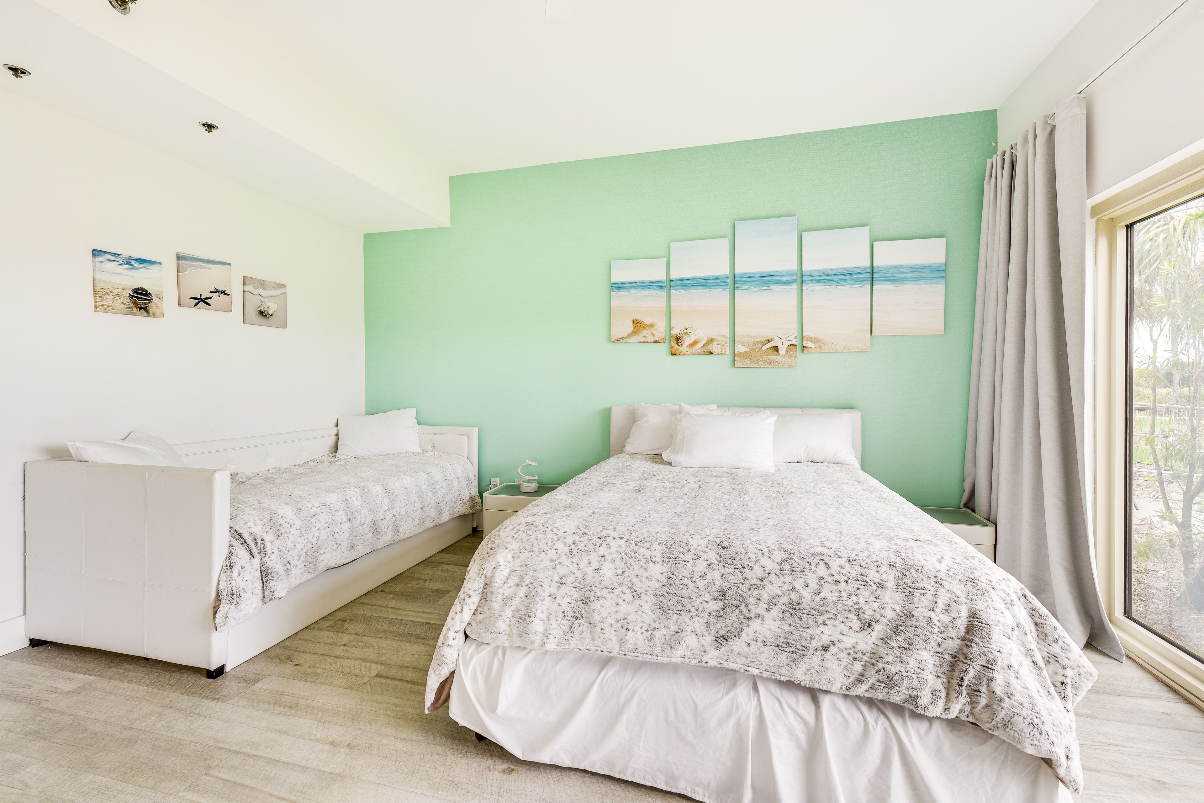 Bedroom 2 | Queen Bed | Twin Daybed w/ Twin Trundle | Smart TV