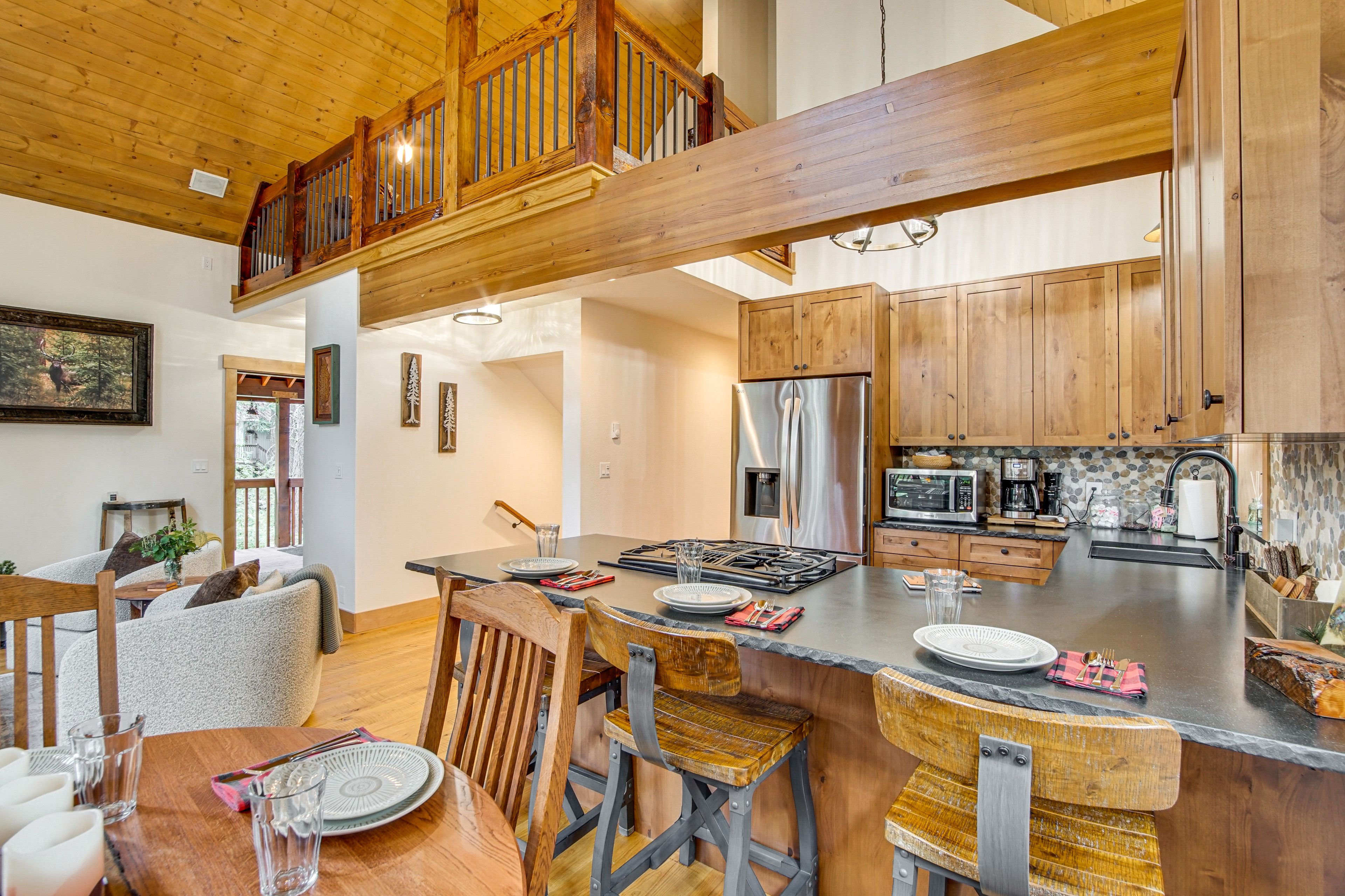 Dining Room | 1st Floor | Fully Equipped Kitchen