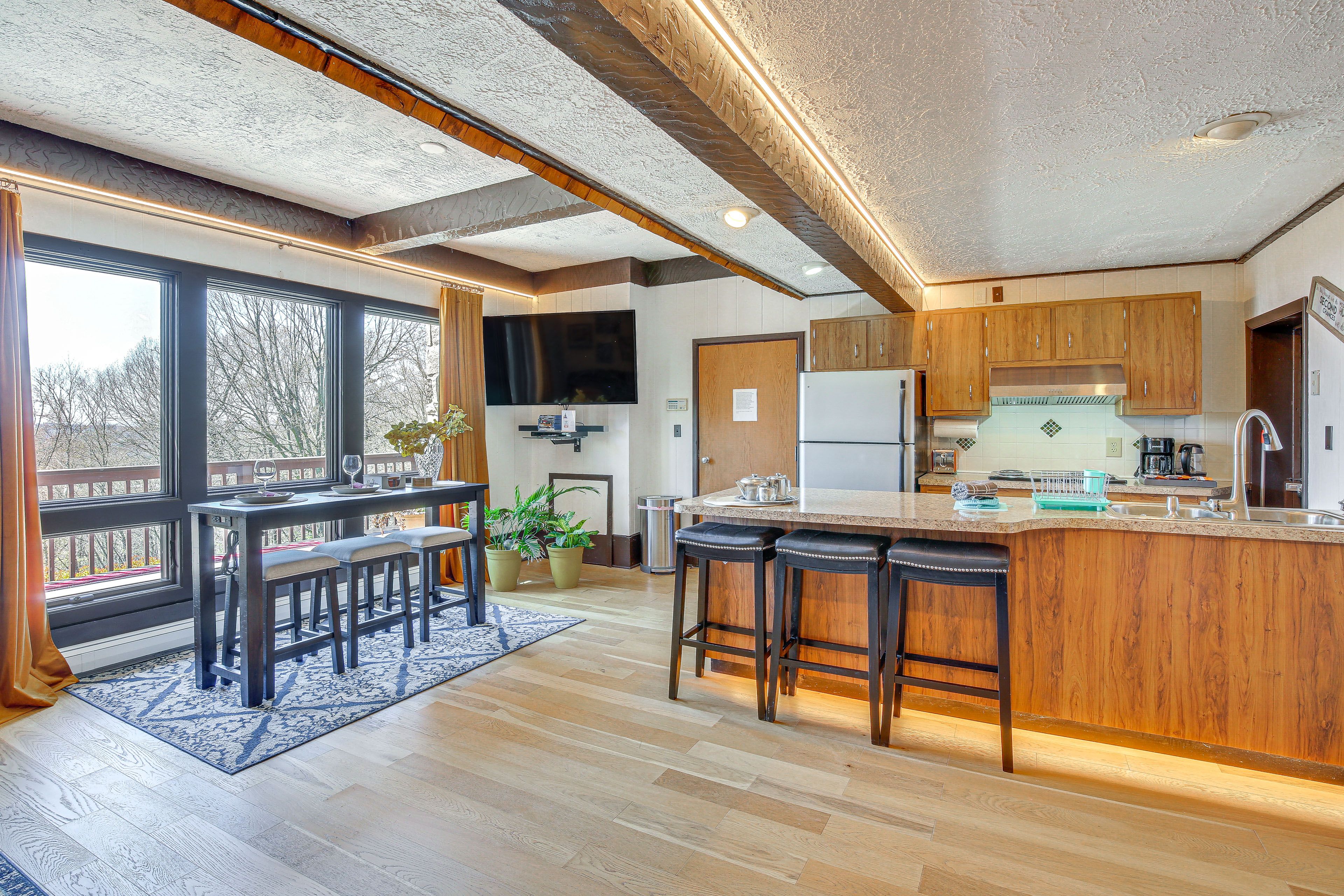 Kitchenette | Refrigerator | Stove | Microwave | Toaster | Coffee Maker