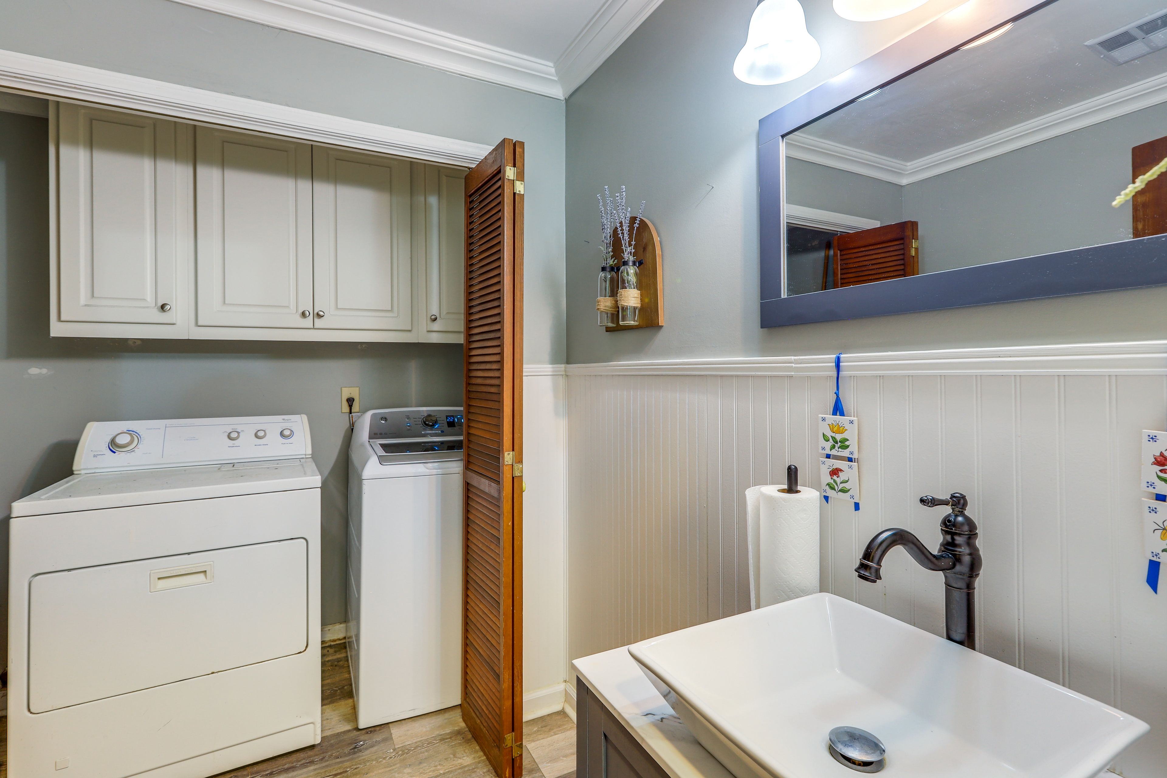 Laundry Closet | 1st Floor | Washer + Dryer