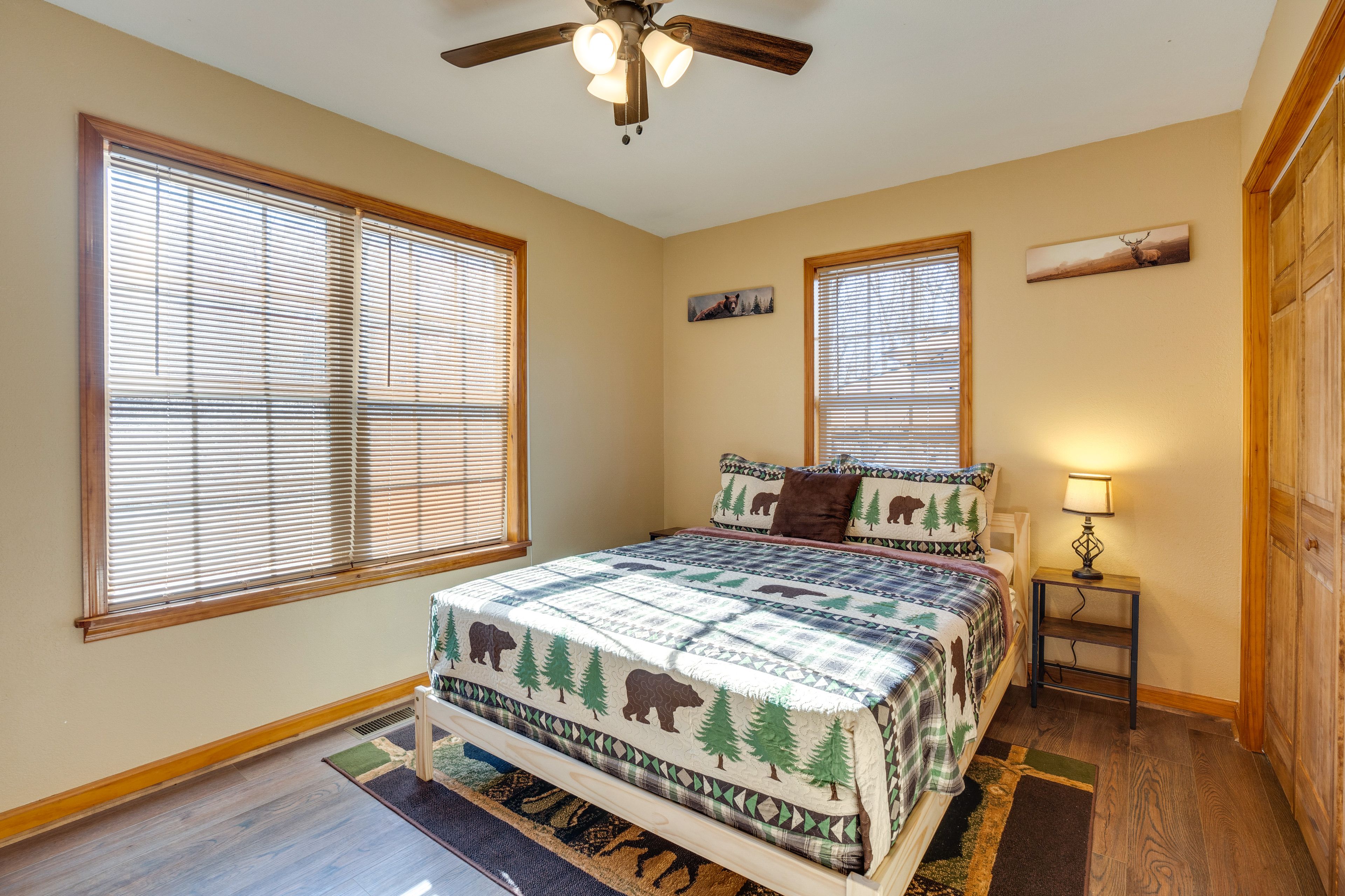 Bedroom 1 | Queen Bed | Main Level