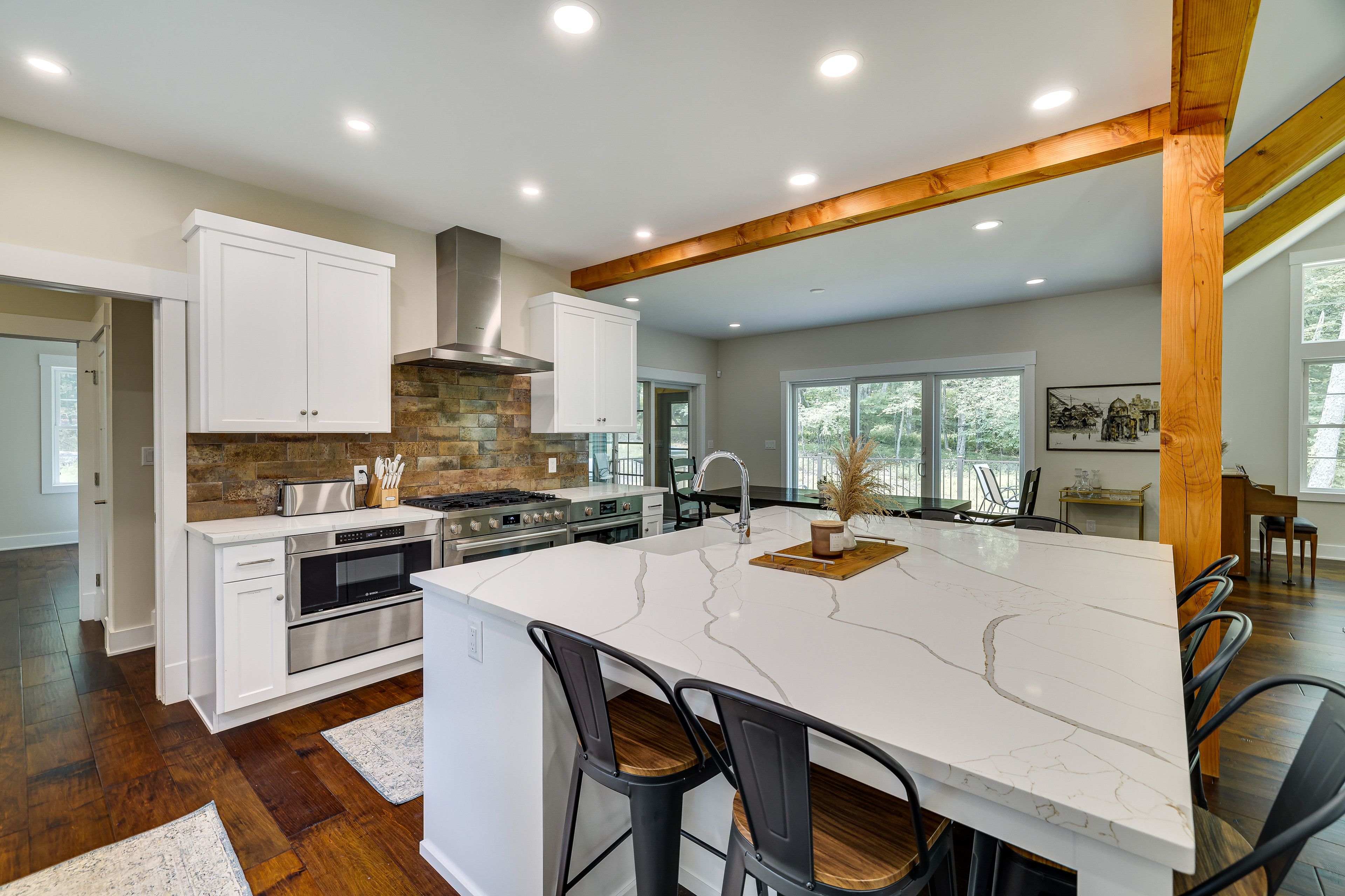 Kitchen | Crockpot | Coffee Maker