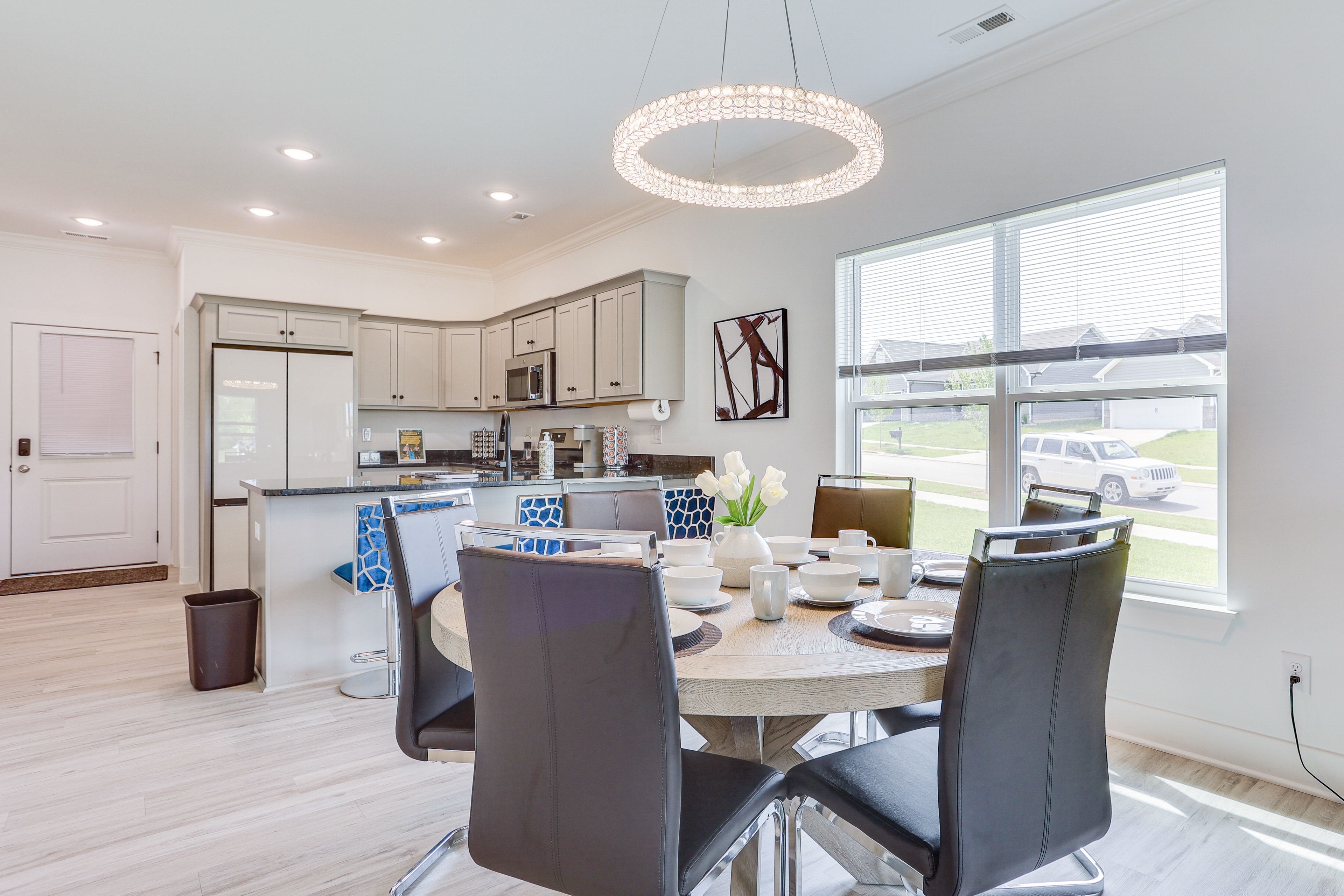 Dining Area | Dishware & Flatware