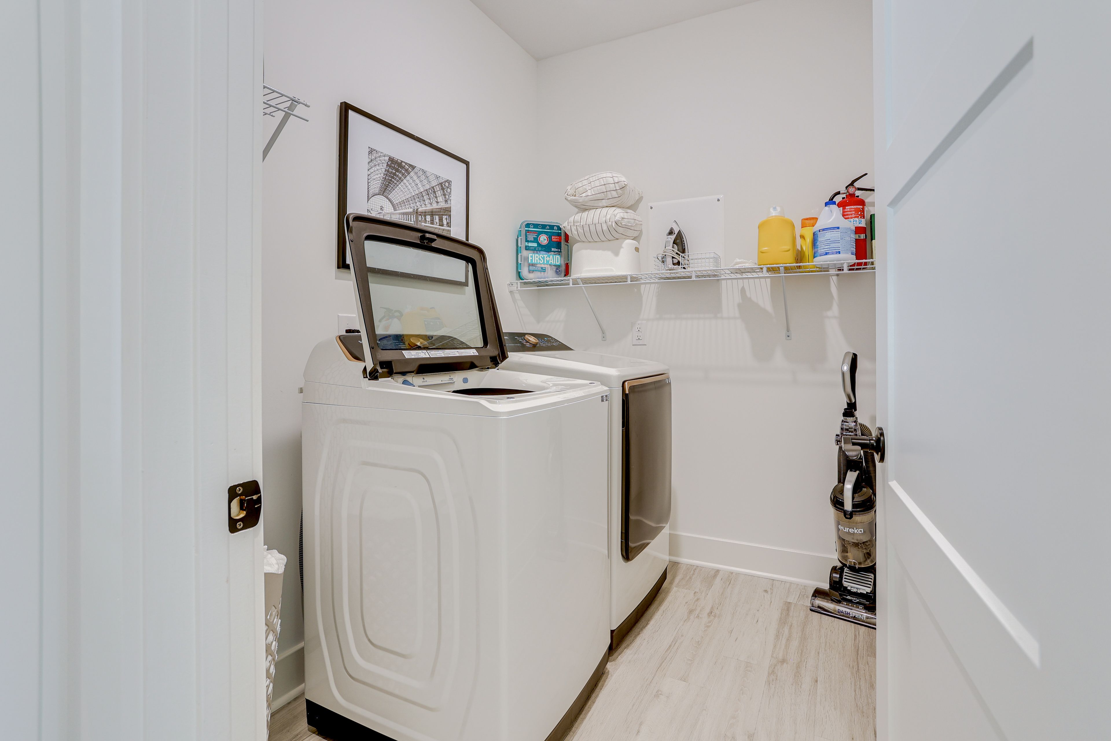 Washer & Dryer