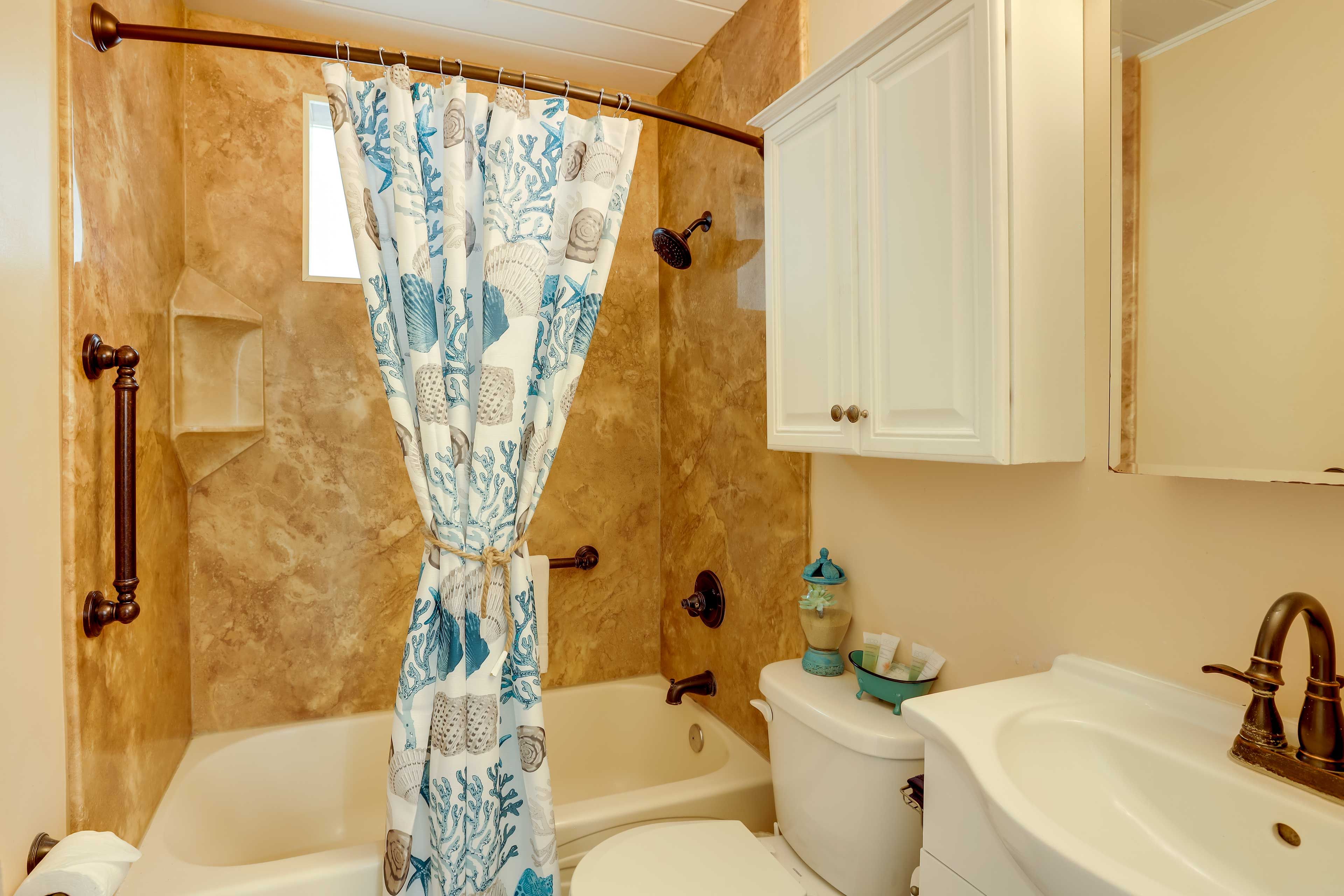 Full Bathroom