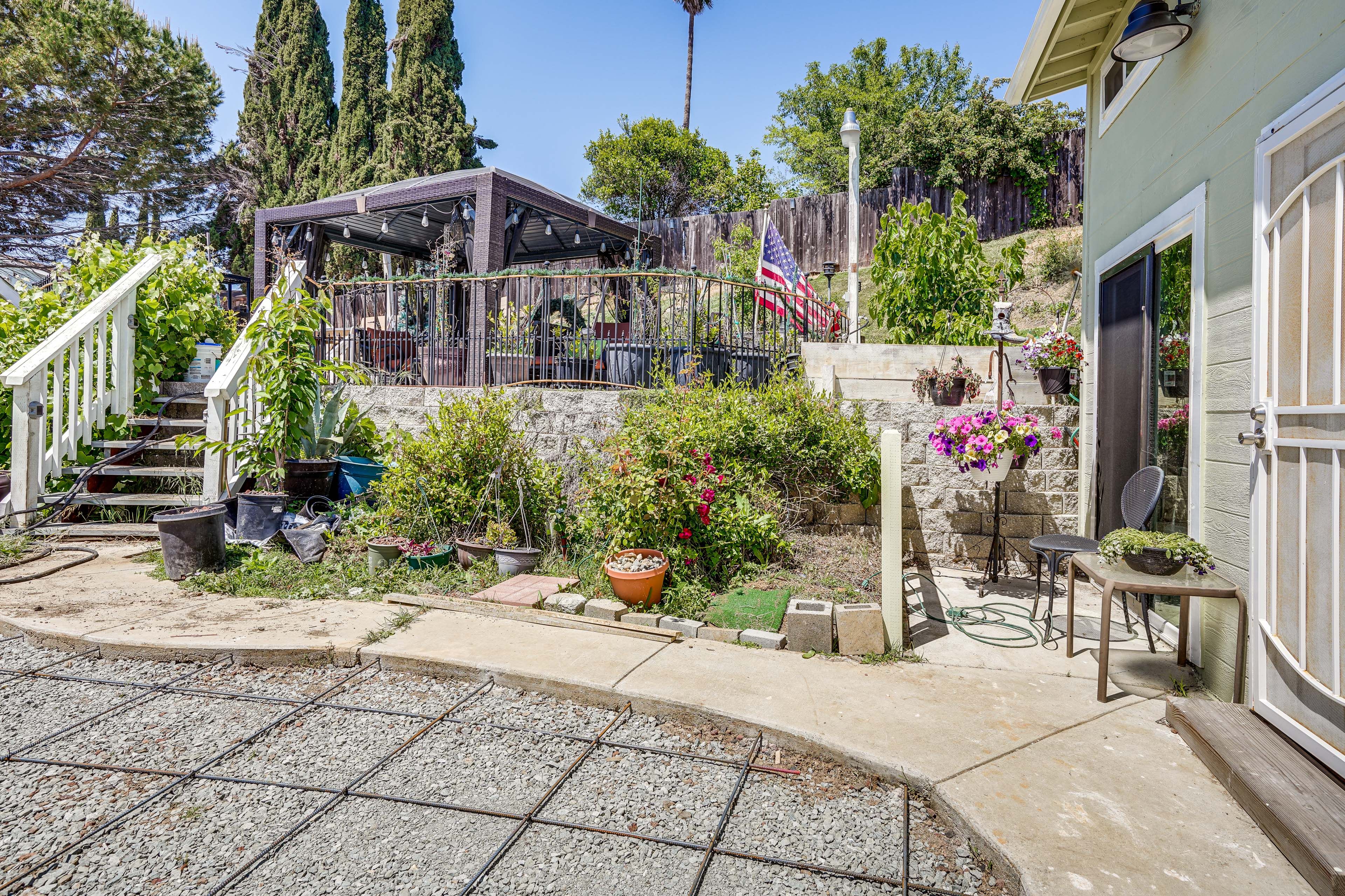 Vallejo Vacation Rental | 1BR | 1BA | 500 Sq Ft | 1 Step Required