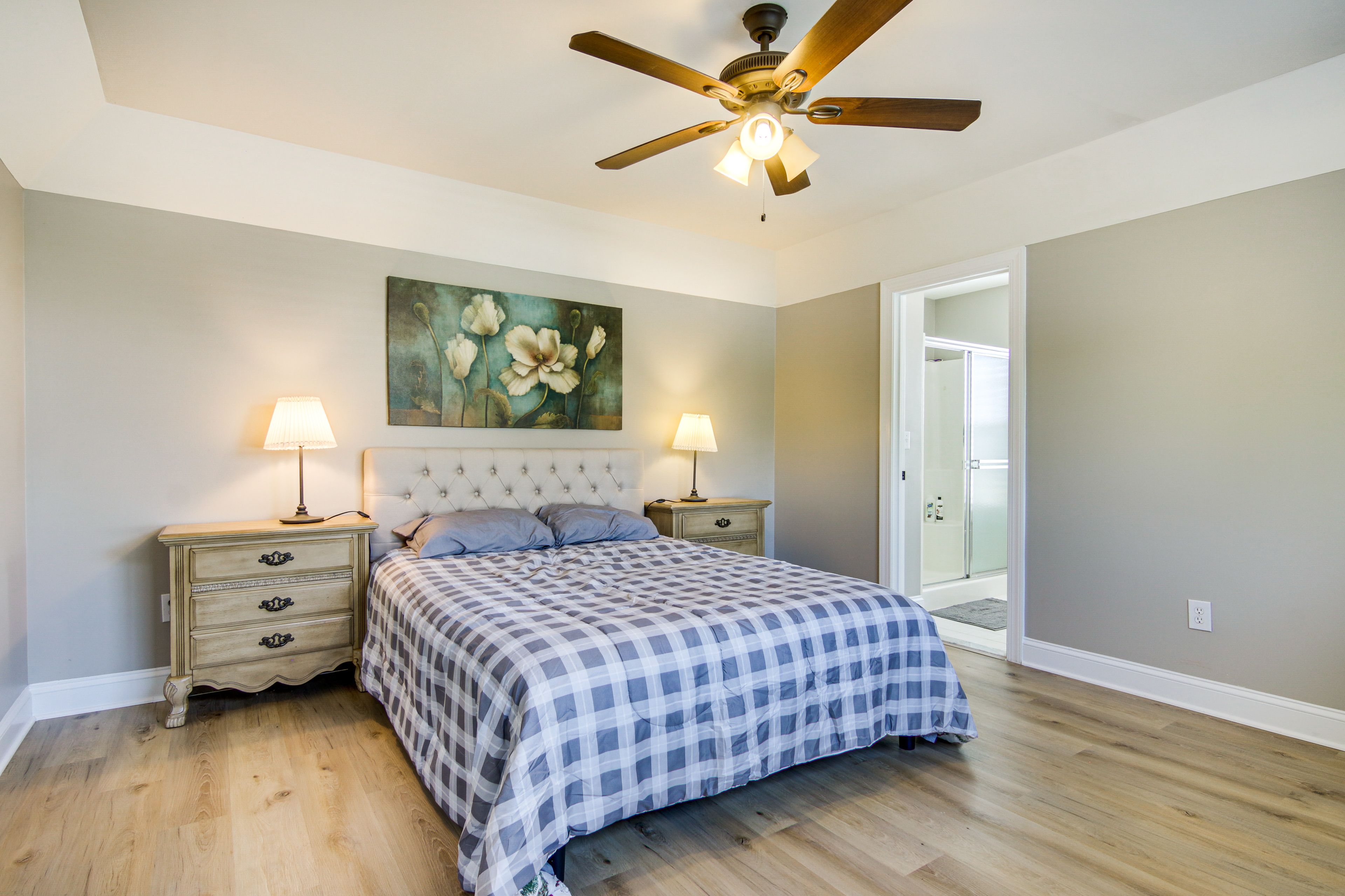 Bedroom 1 | King Bed | Linens Provided