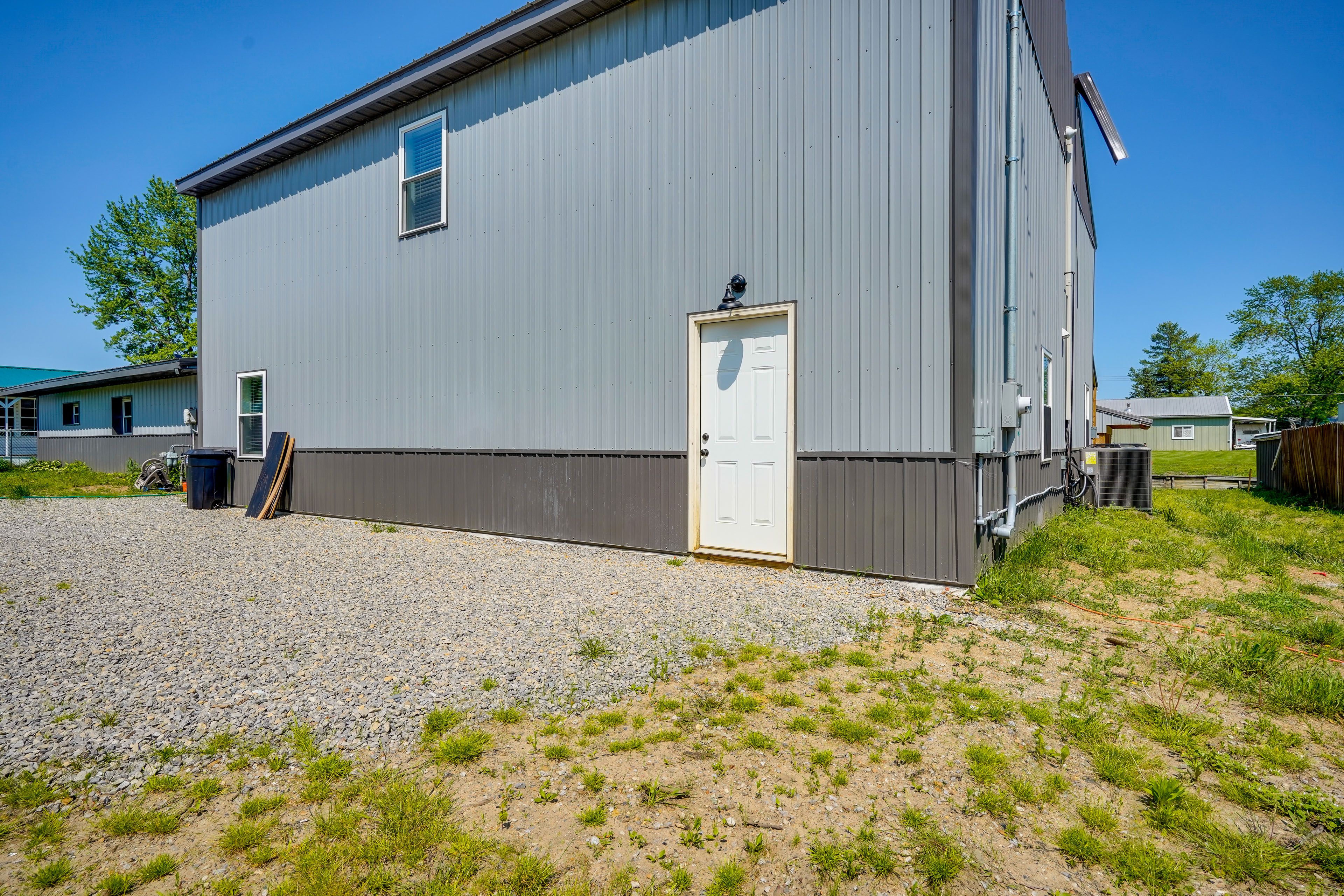 Parking | Driveway (4 Vehicles) | RV/Trailer Parking