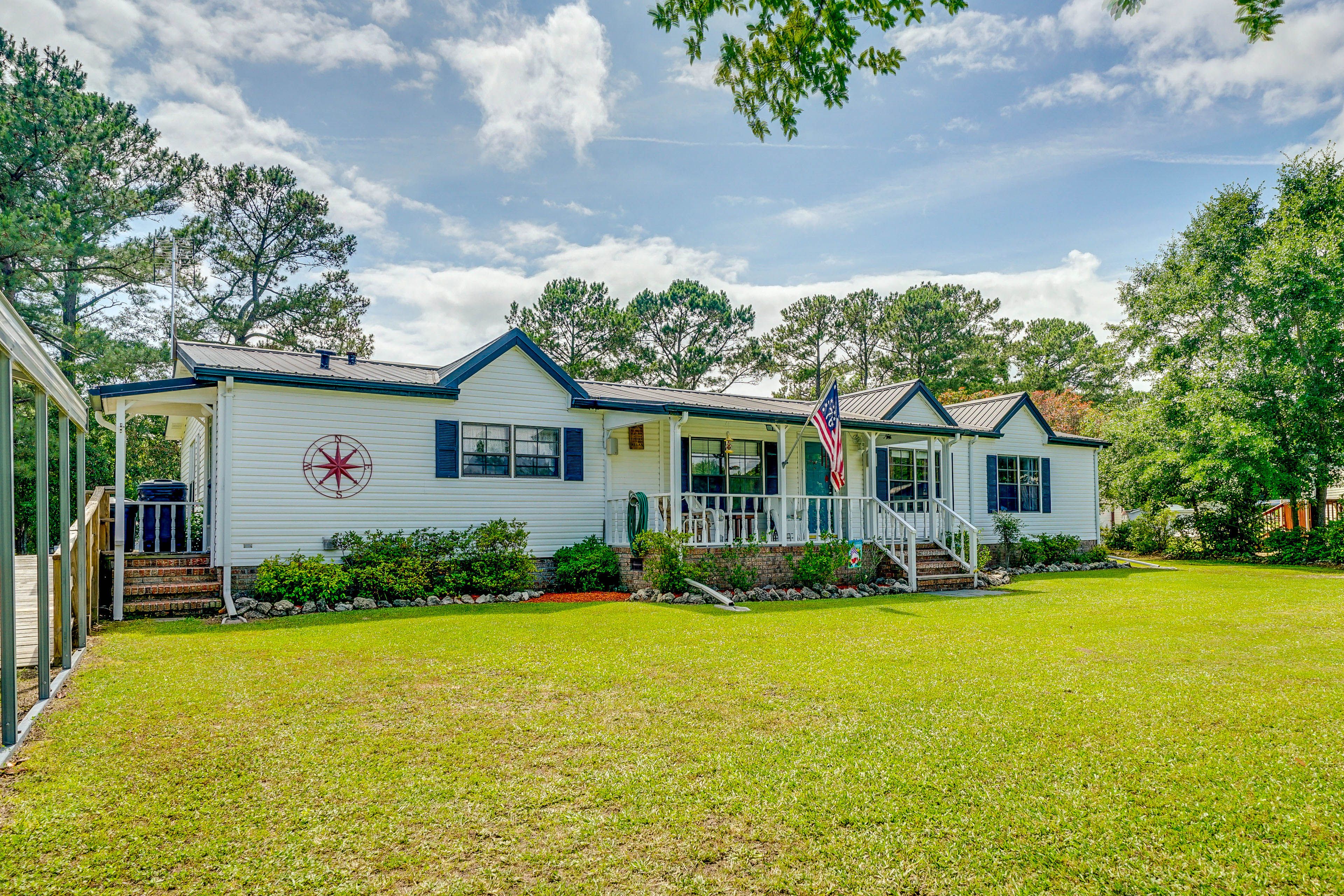 Property Exterior | 1 Exterior Security Camera (Facing Out)