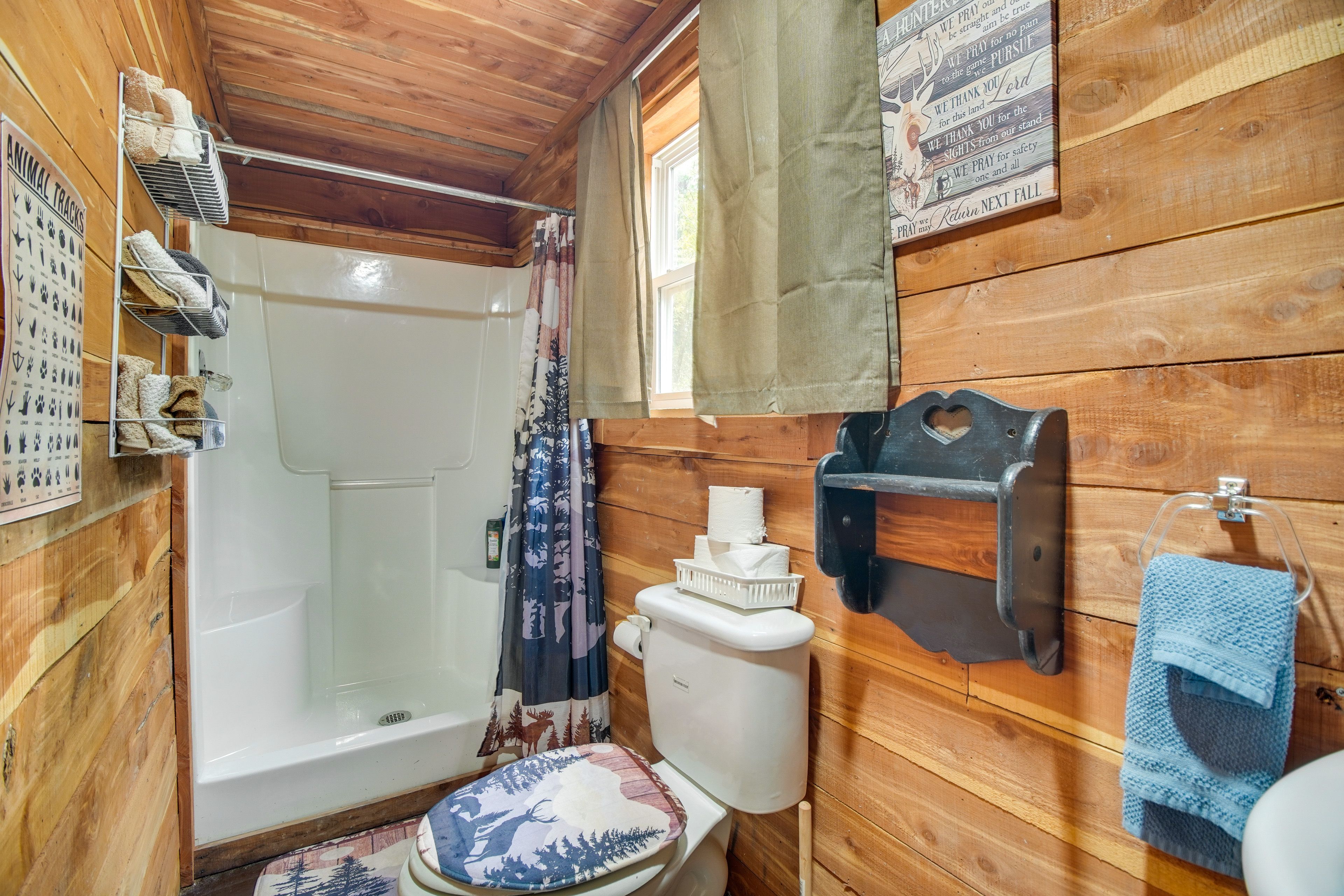 Bathroom | Towels Provided