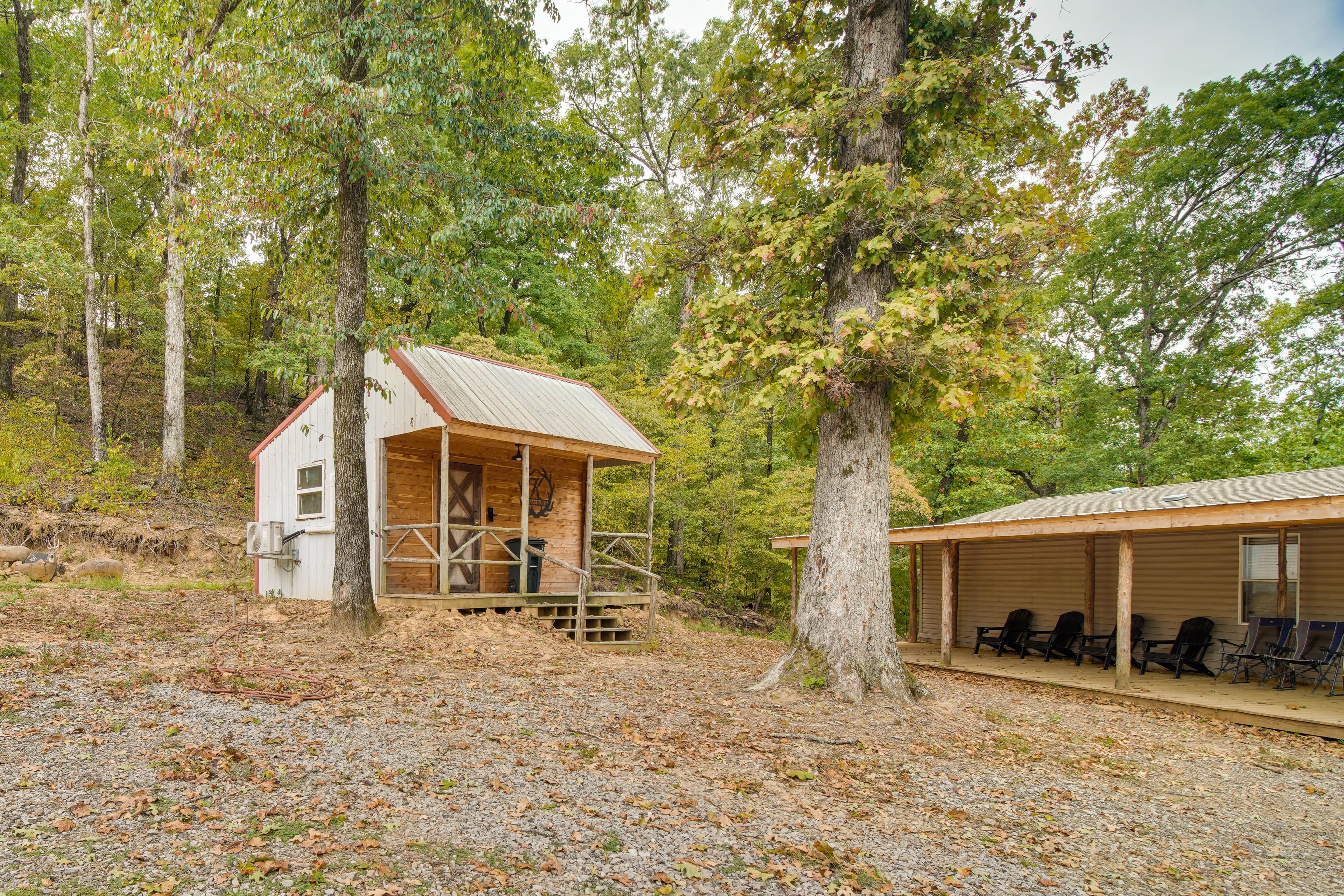 Parking | Driveway (2 Vehicles) | RV/Trailer Parking