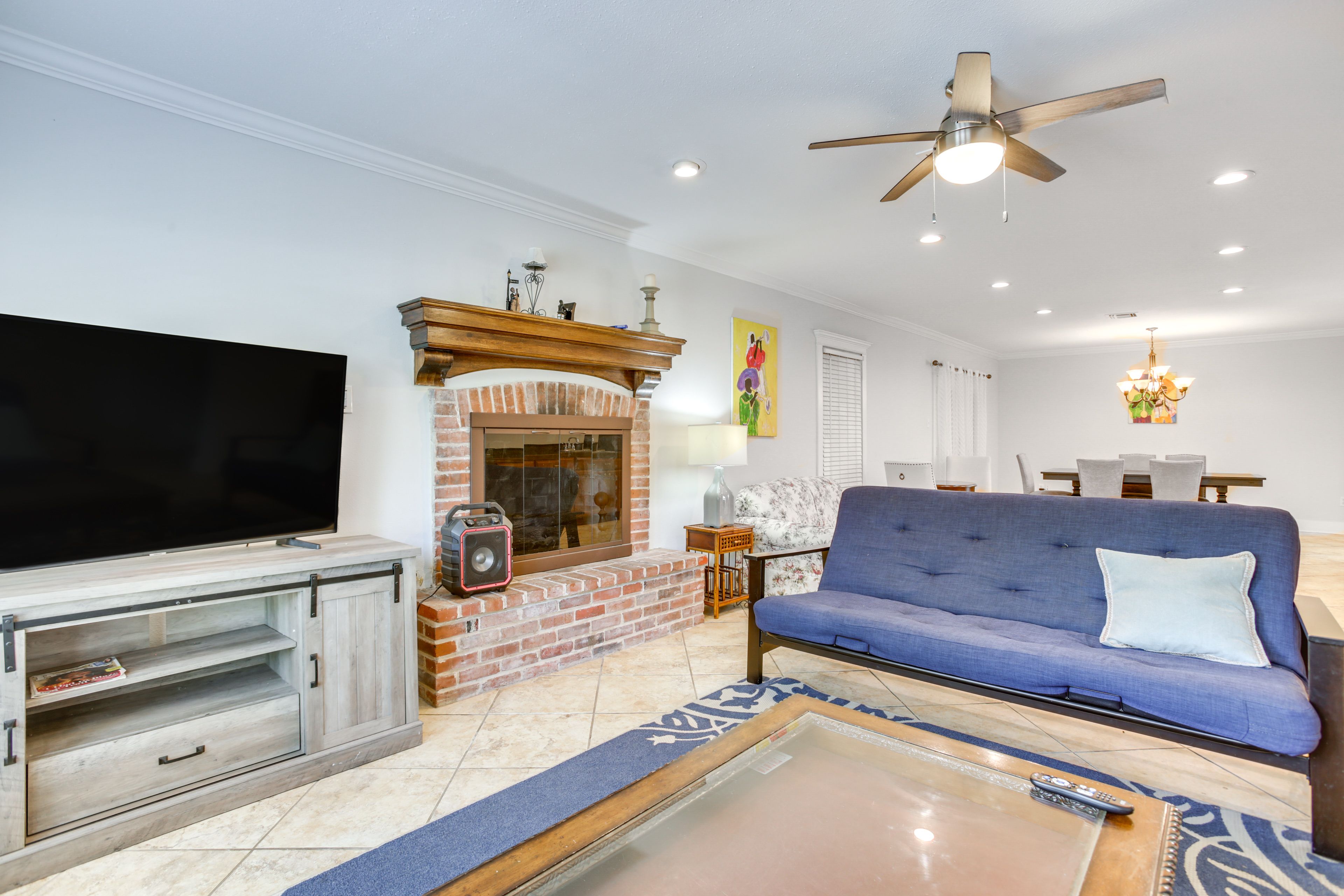 New Orleans Vacation Rental | 3BR | 2.5BA | 2,000 Sq Ft | Stairs Required