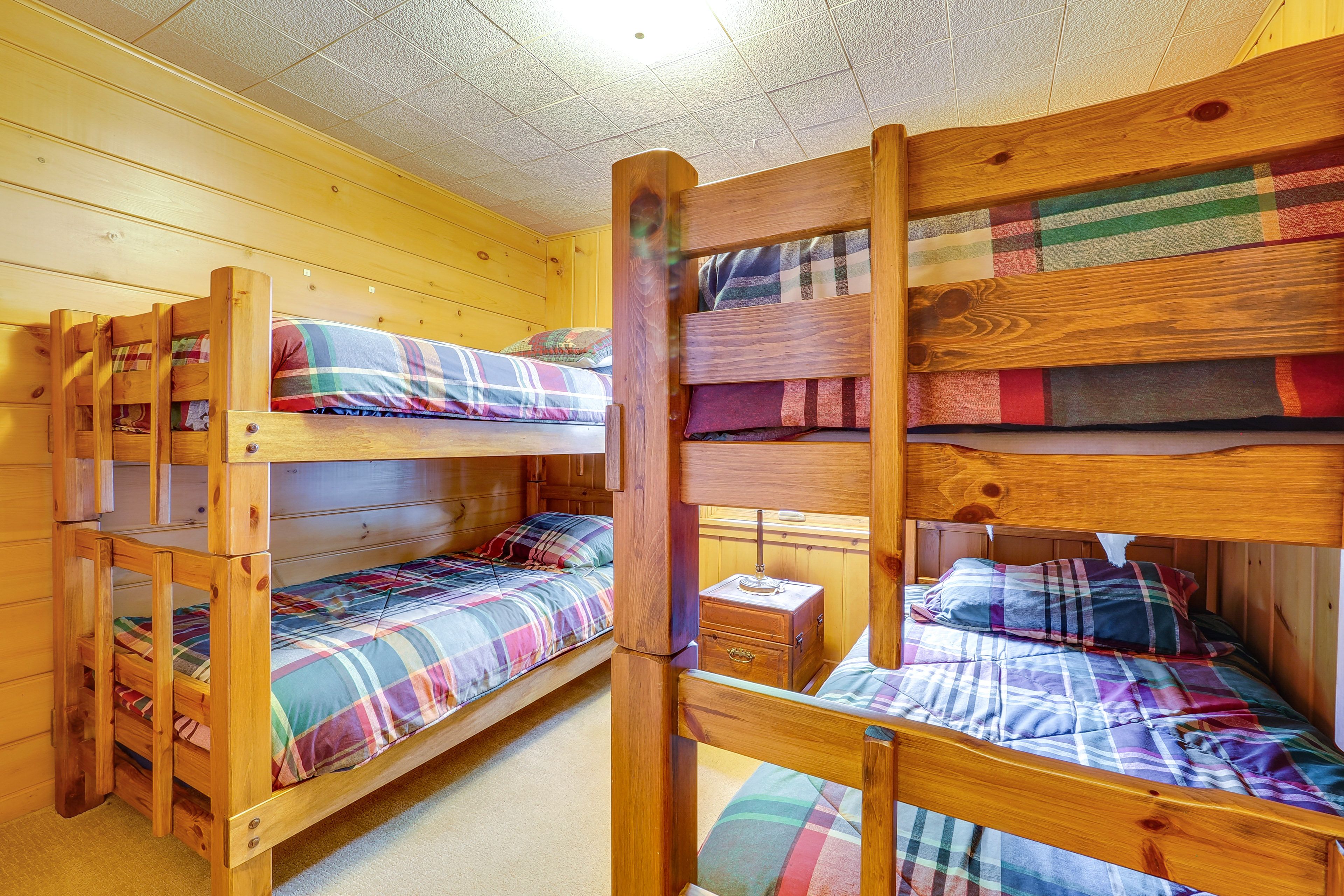 Bedroom 3 | 2 Twin Bunk Beds