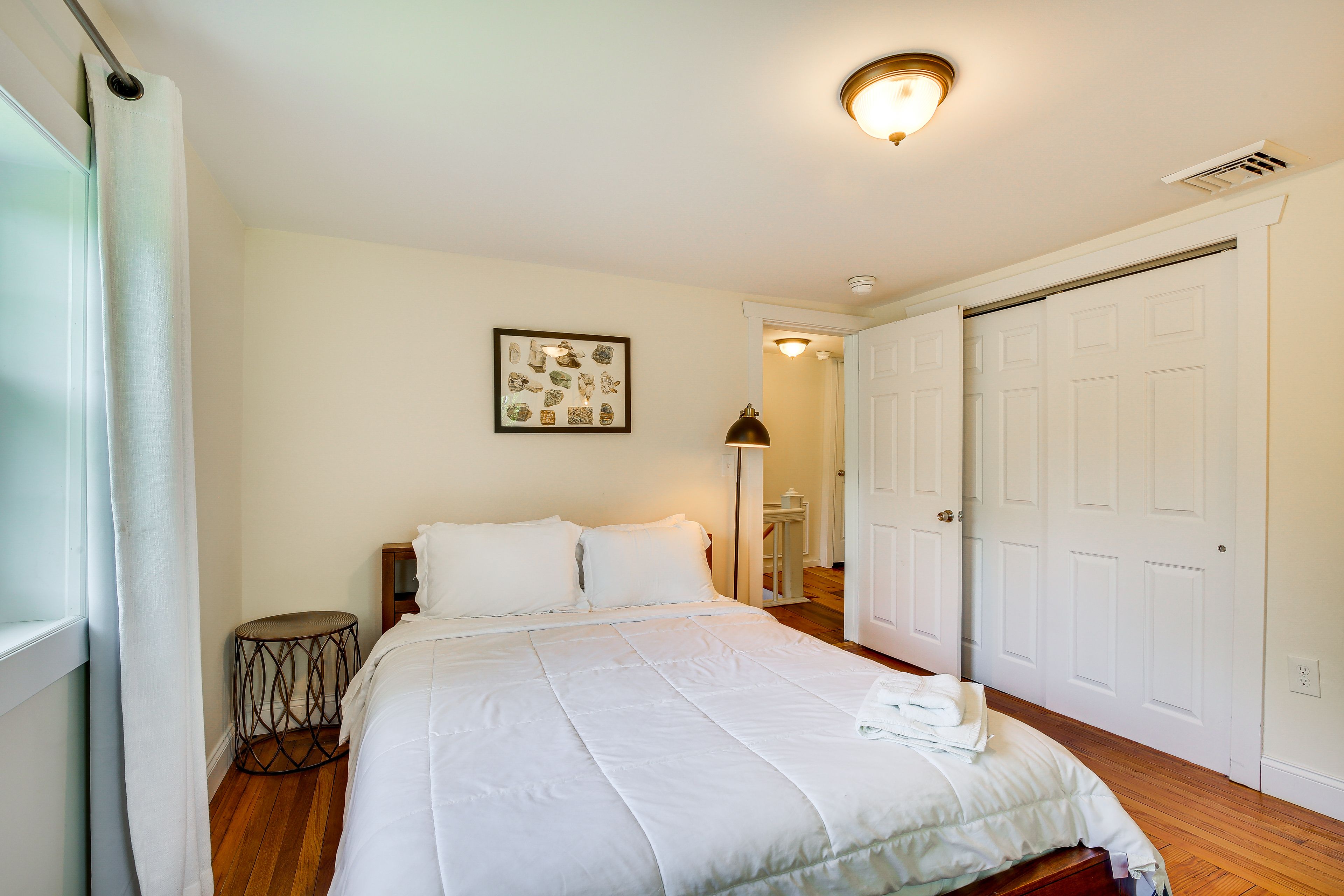 Bedroom 3 | 2nd Floor | Queen Bed