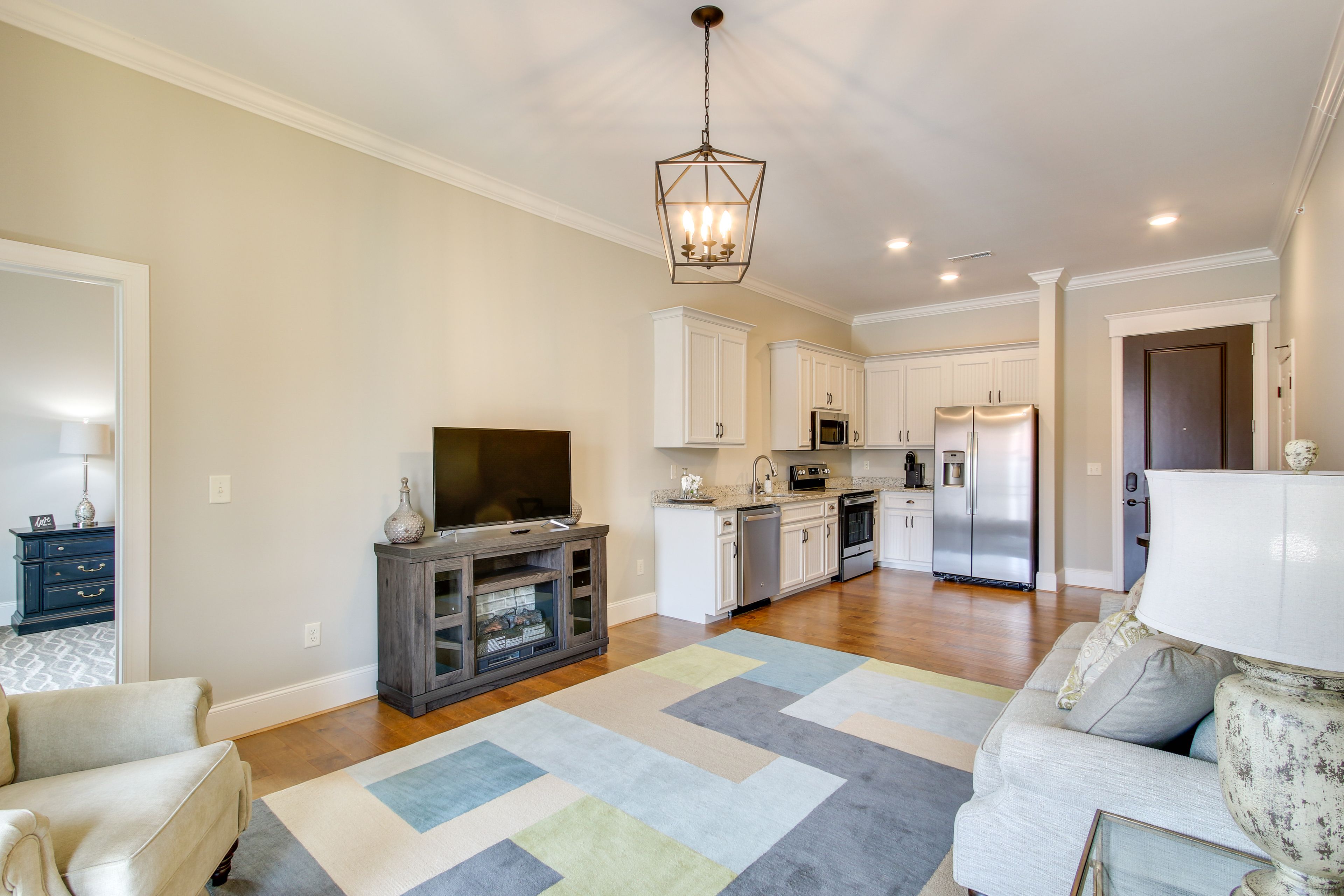 Living Room | Smart TV | Free WiFi