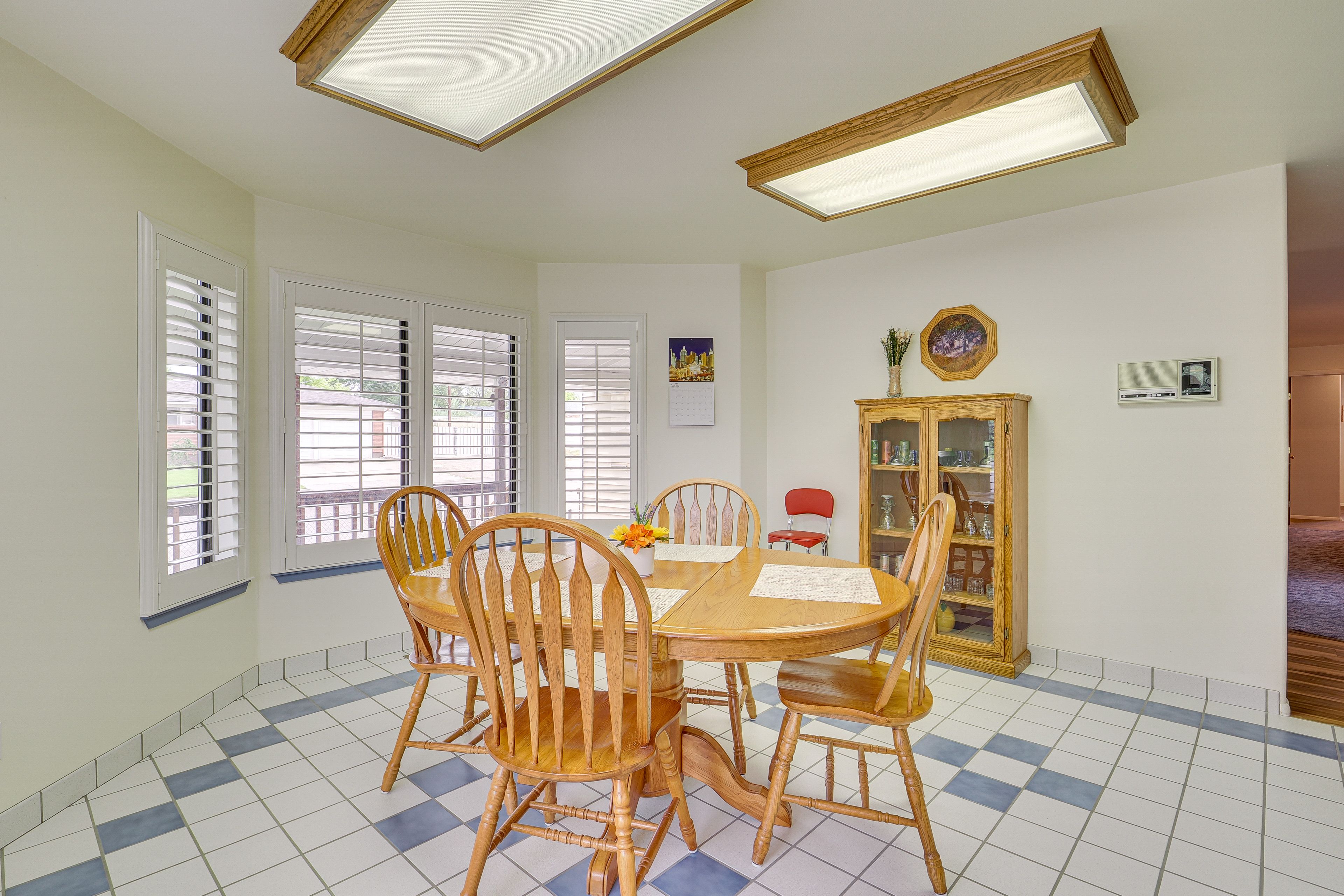 Dining Area | 1st Floor | Dishware & Flatware Provided