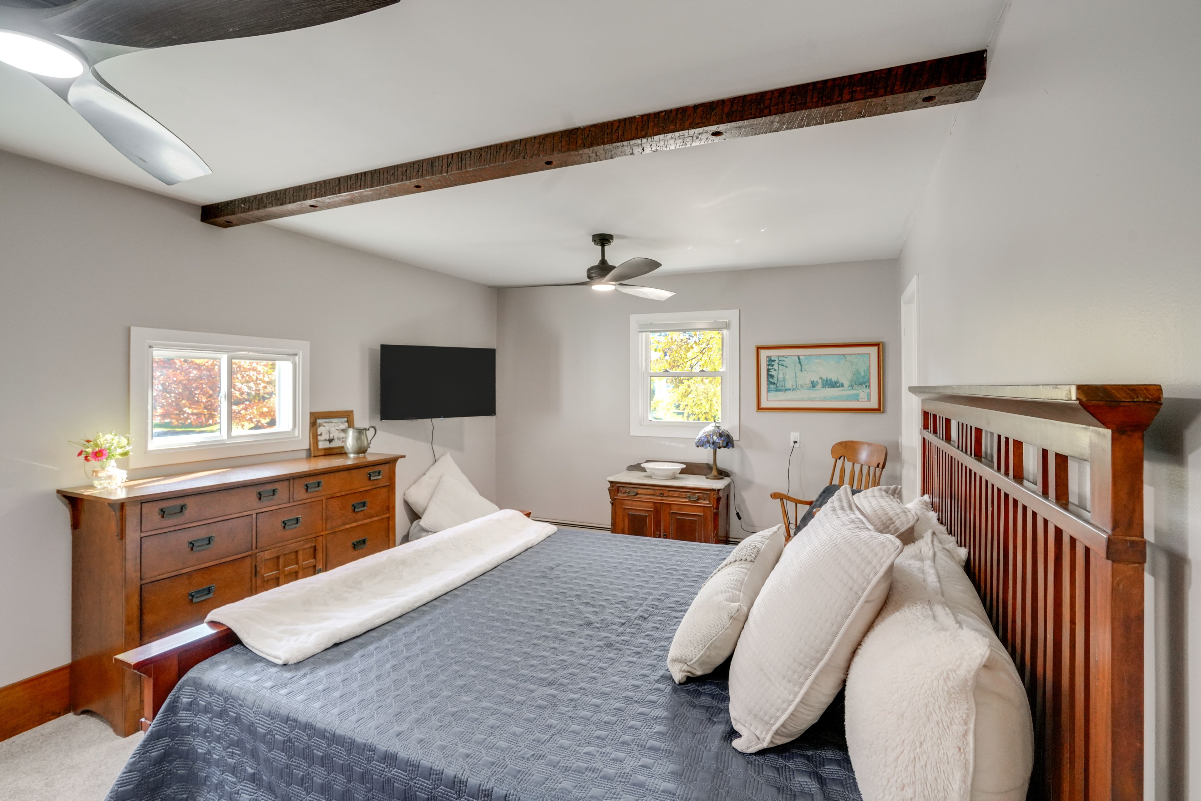 Bedroom 1 | King Bed | Linens Provided