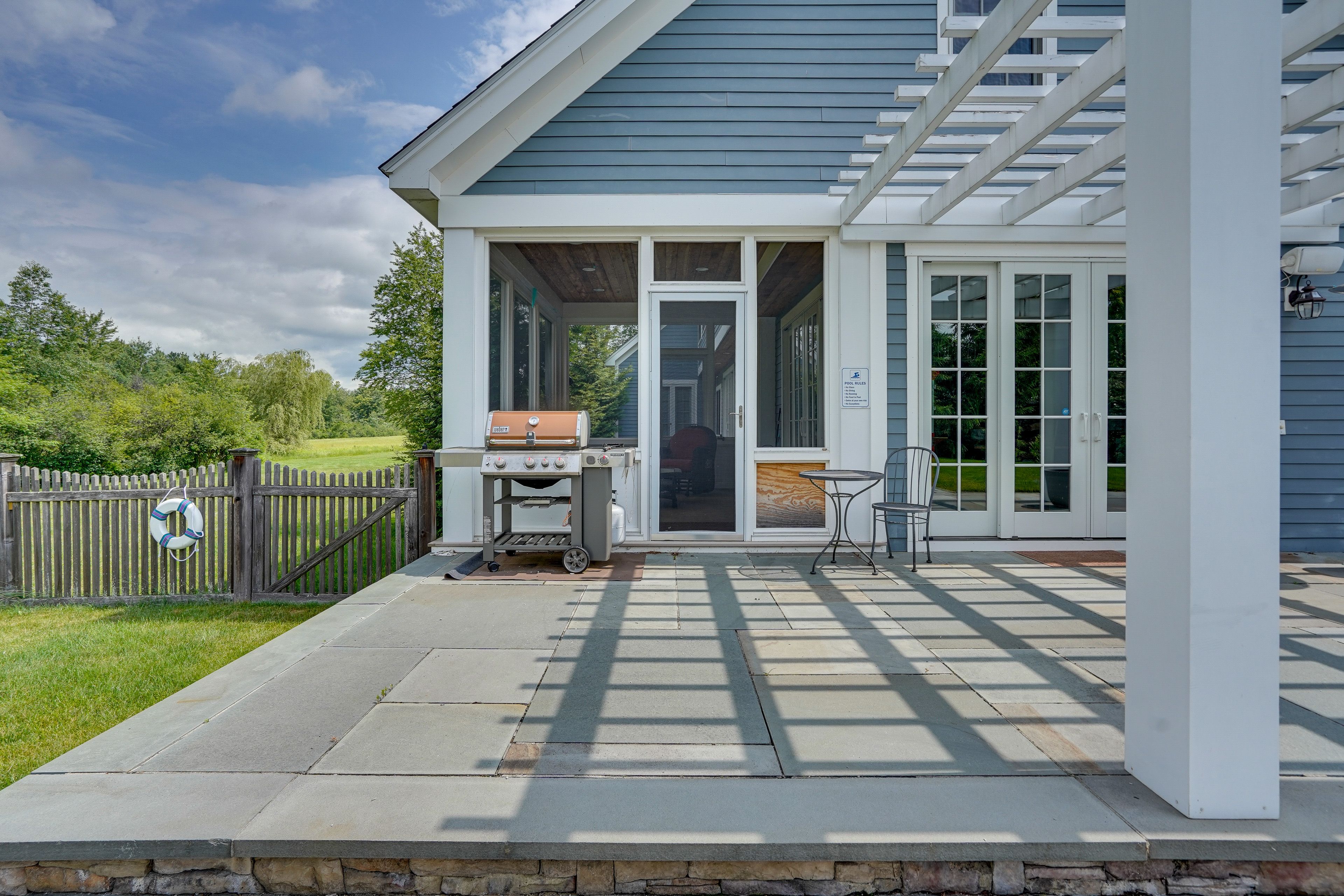 Patio | Gas Grill | Patio Heater | Gas Fire Pit | Hot Tub