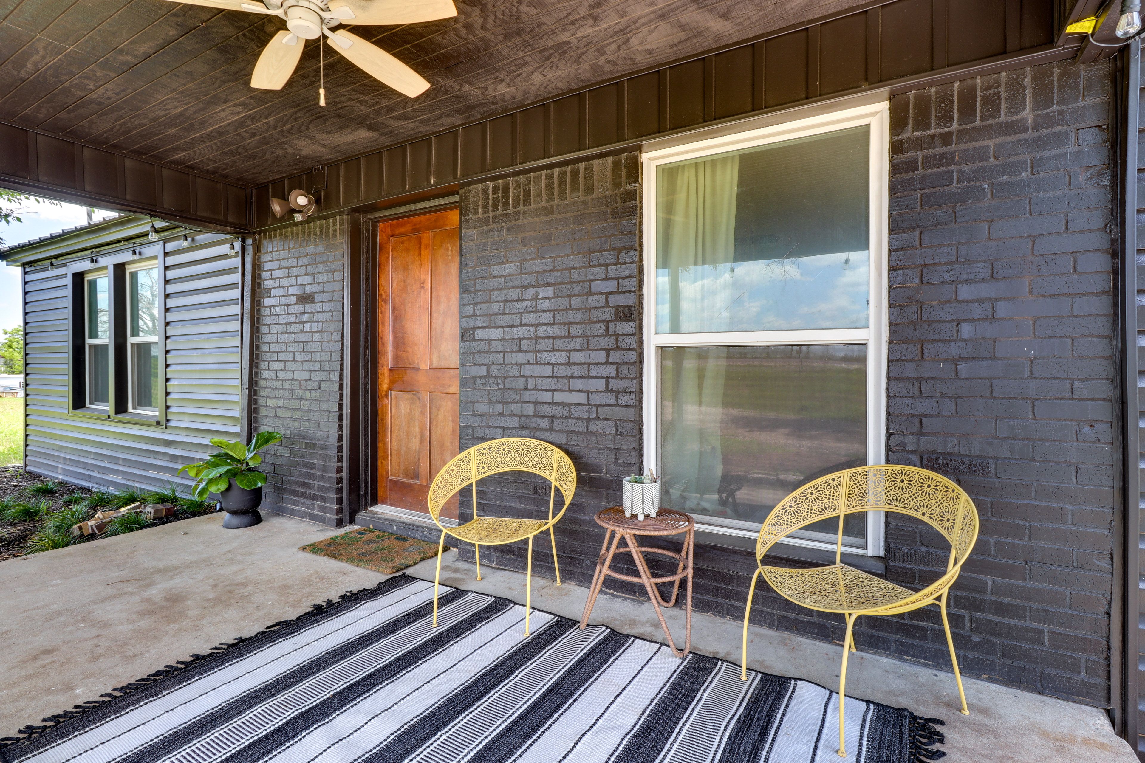 Covered Front Porch