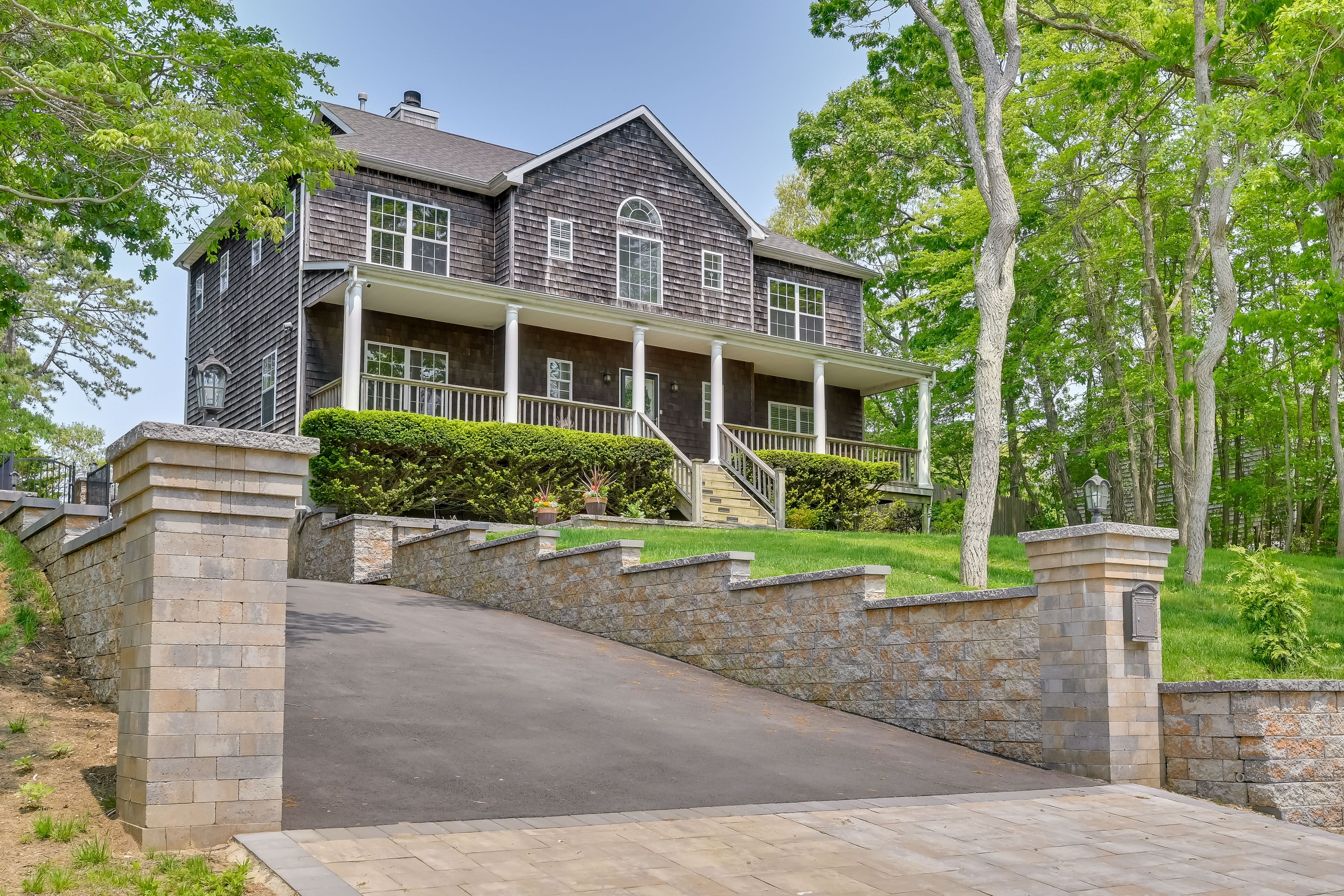 House Exterior | Driveway Parking (8 Vehicles)
